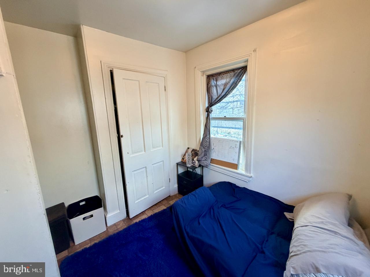 HEDGEVILLE - Residential