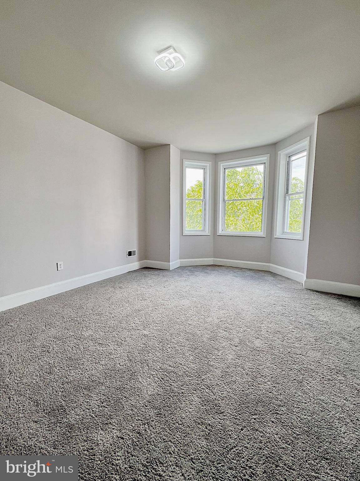 EAST ARLINGTON - Residential