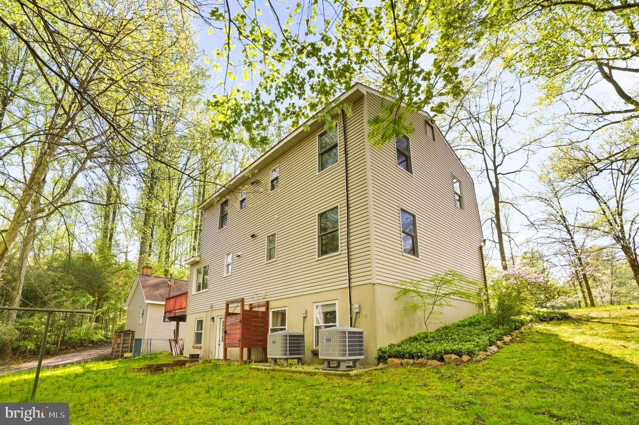 HIGHLAND - Residential