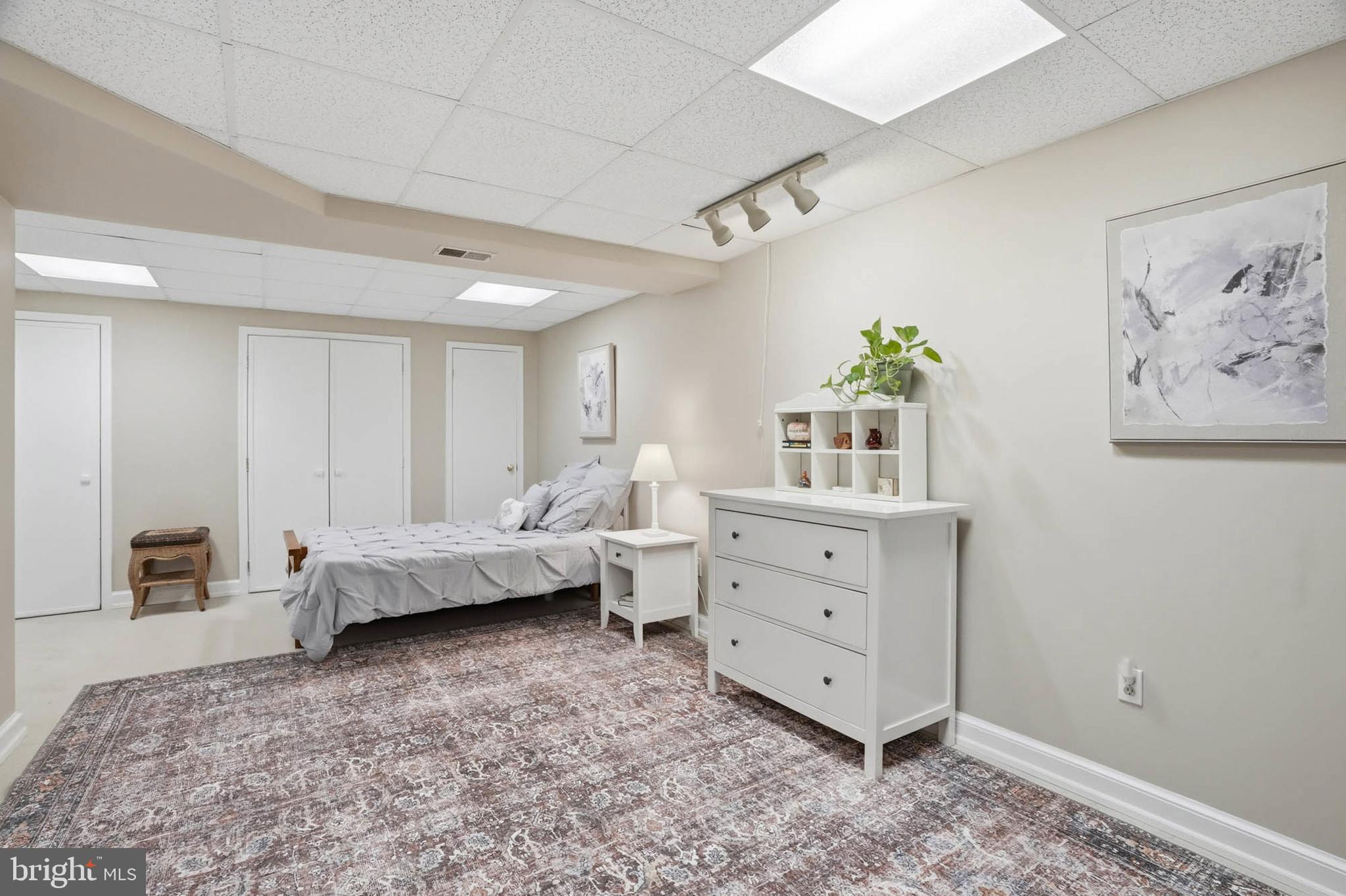 HIGHLAND - Residential