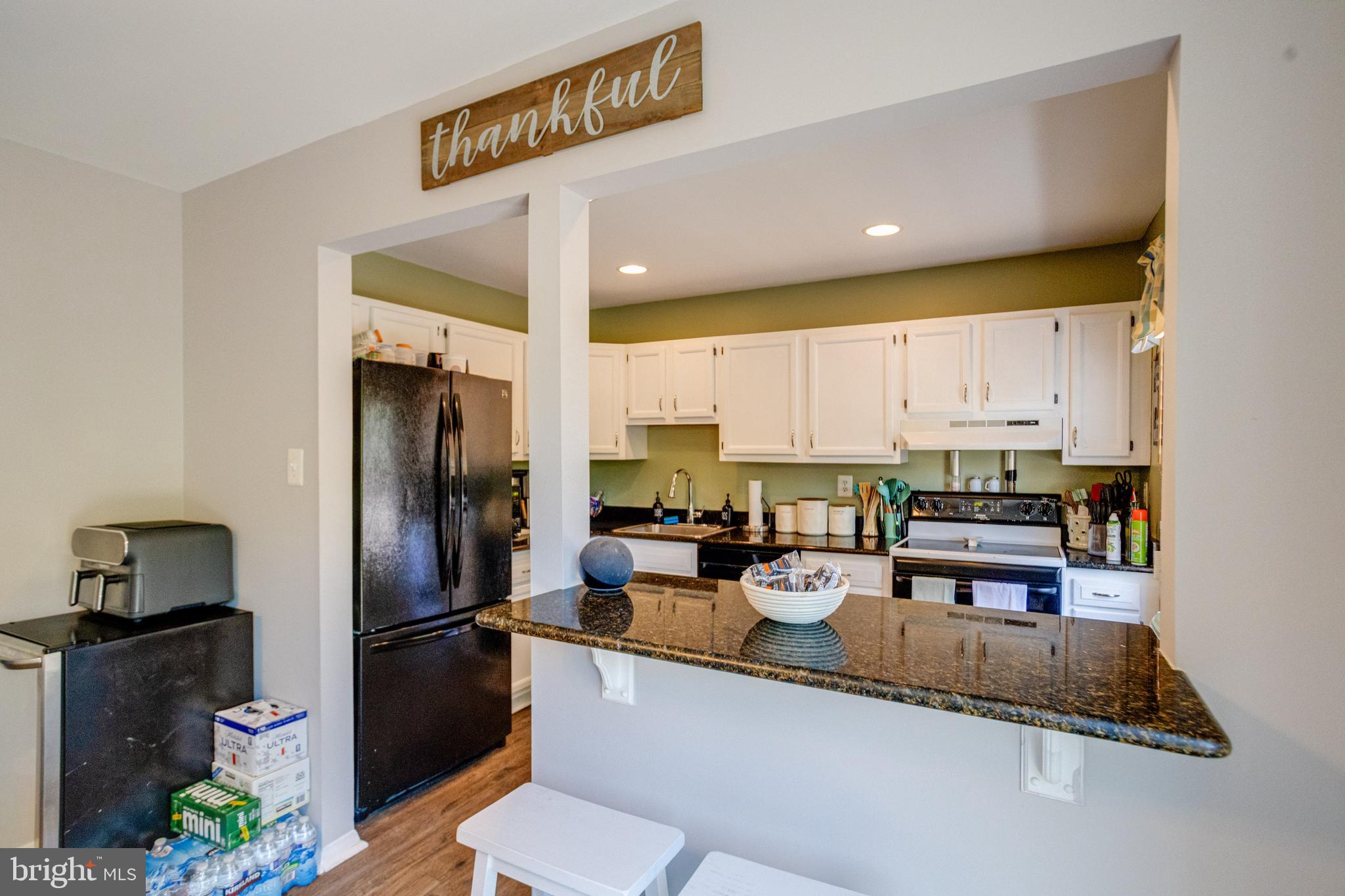 ELIZABETHS LANDING - Residential
