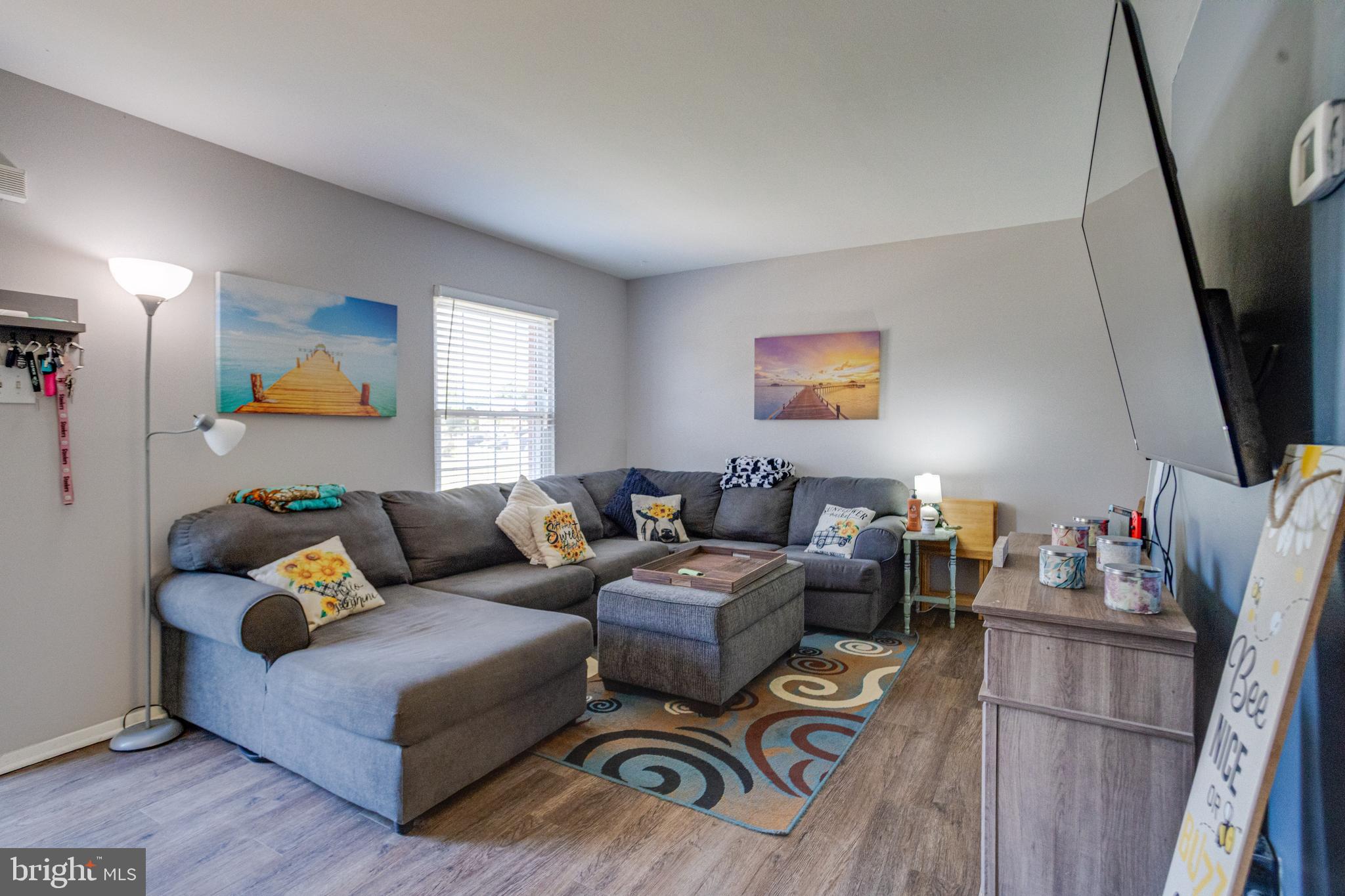 ELIZABETHS LANDING - Residential