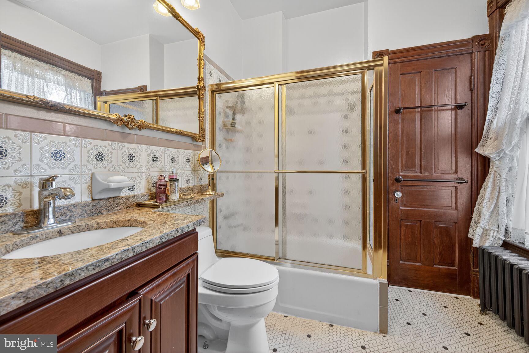 KENSINGTON PARK - Residential