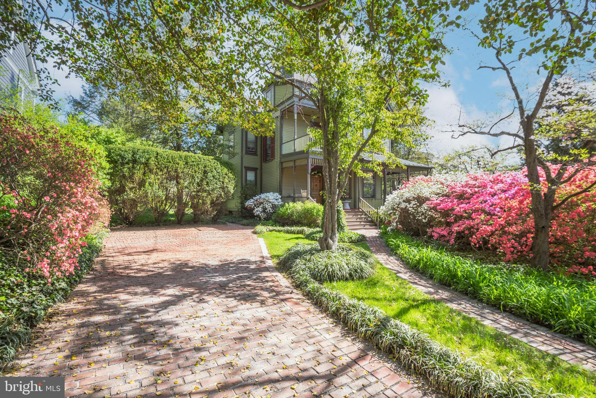 KENSINGTON PARK - Residential