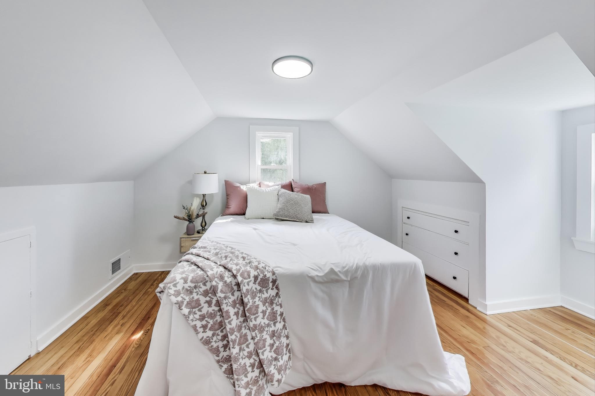 JARRETTSVILLE - Residential