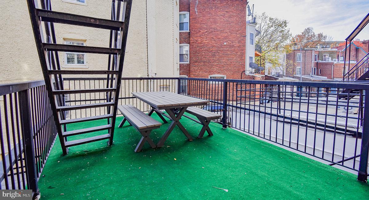 1750 COLUMBIA ROAD NW