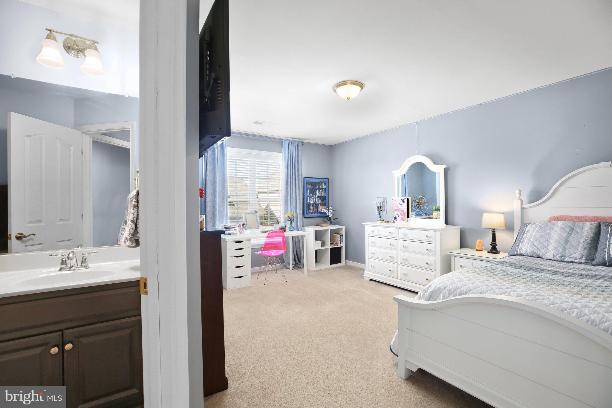 COLONIAL FORGE - Residential