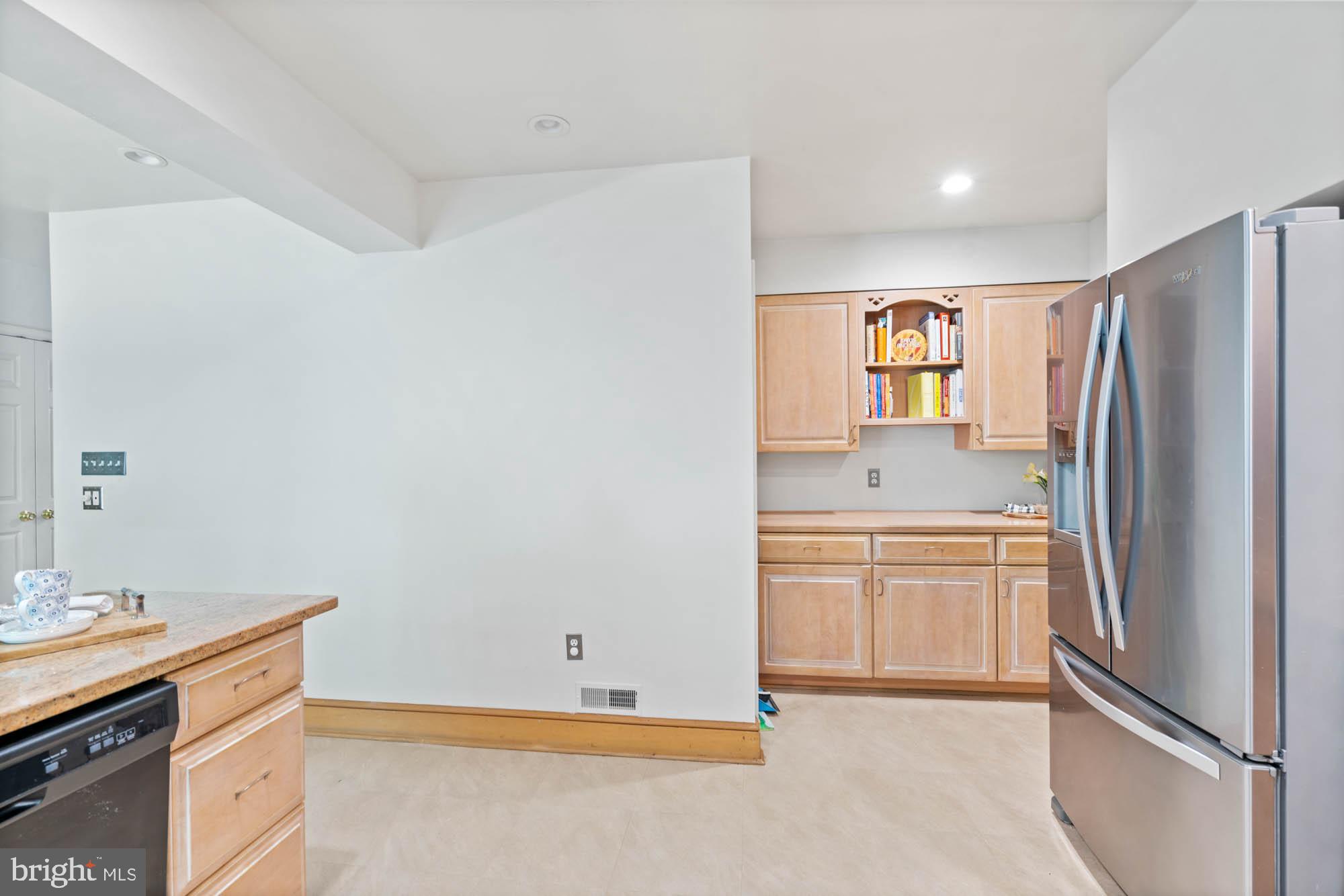 WESTMORELAND HILLS - Residential