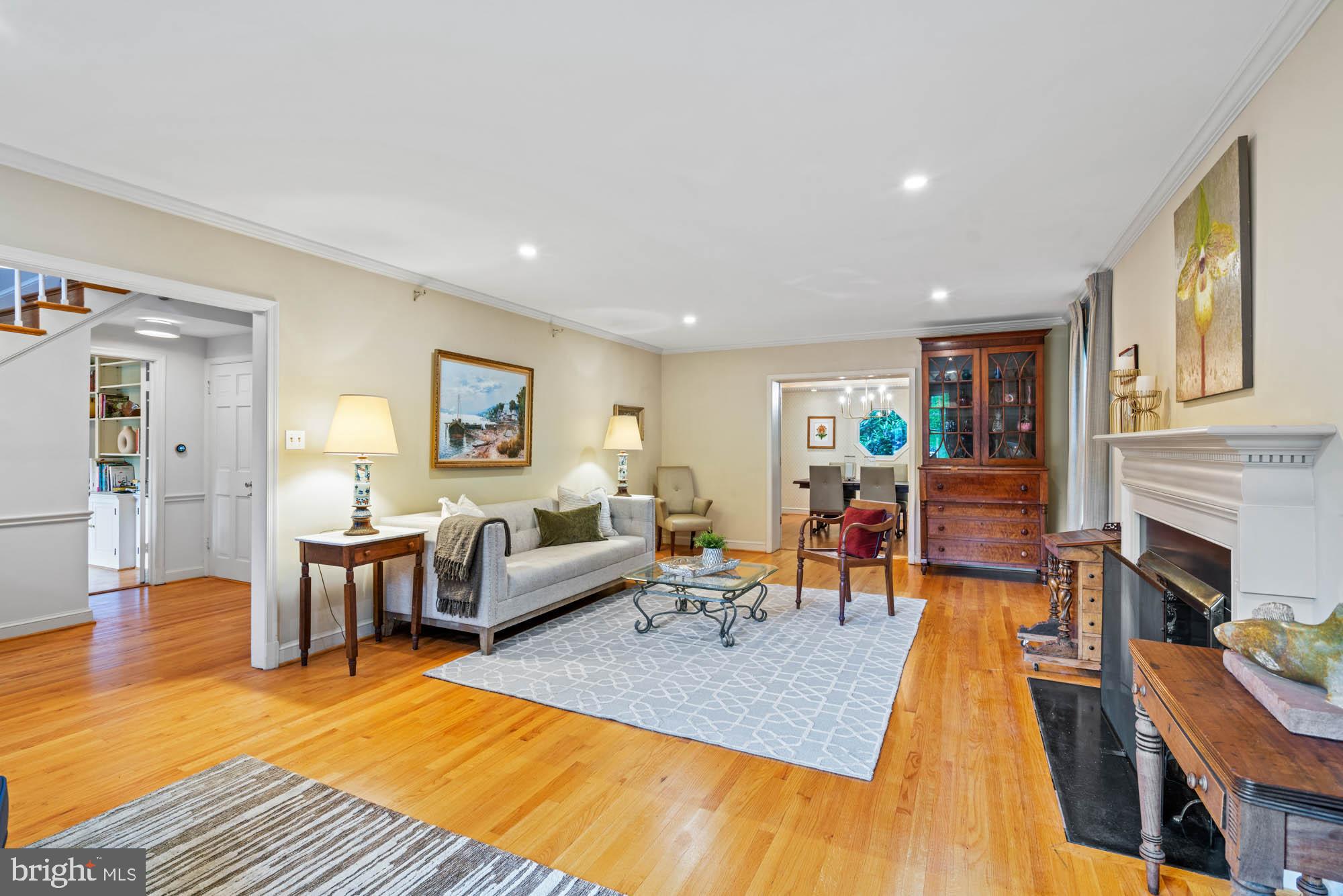 WESTMORELAND HILLS - Residential