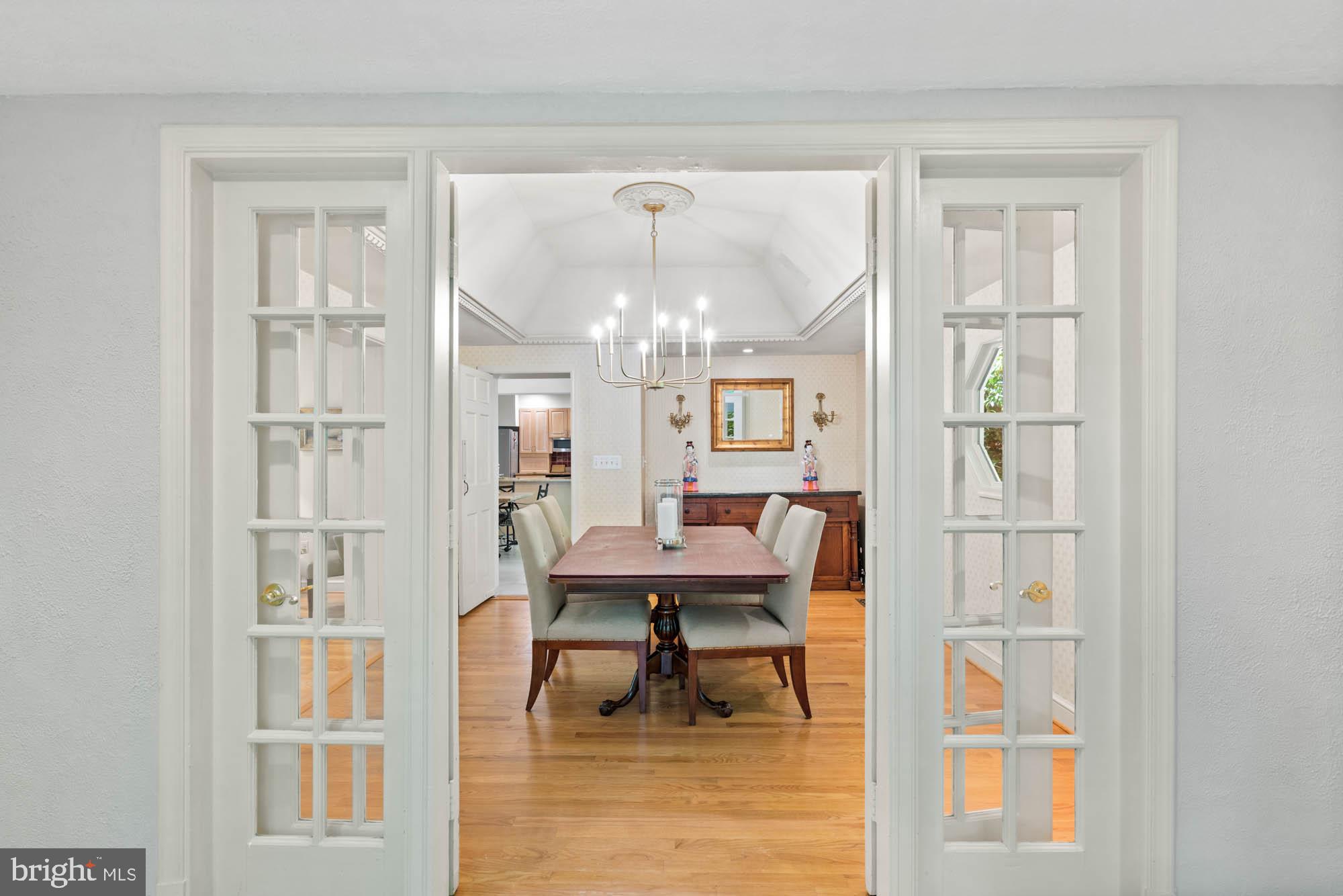 WESTMORELAND HILLS - Residential