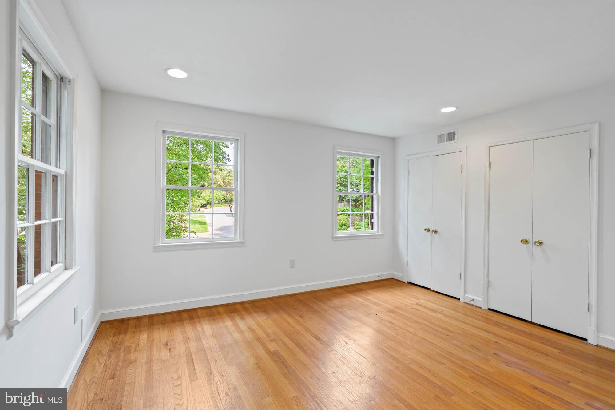 WESTMORELAND HILLS - Residential