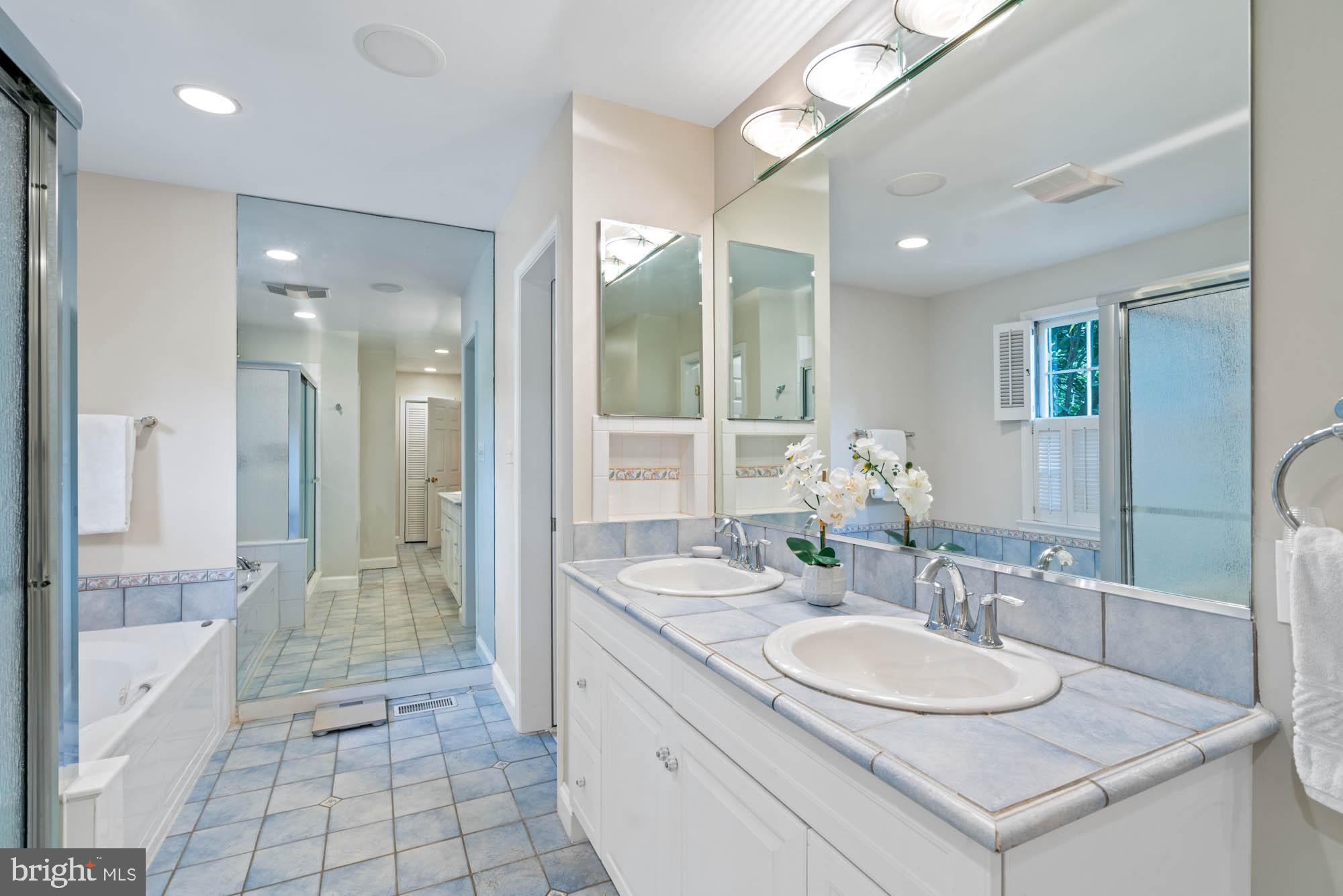 WESTMORELAND HILLS - Residential