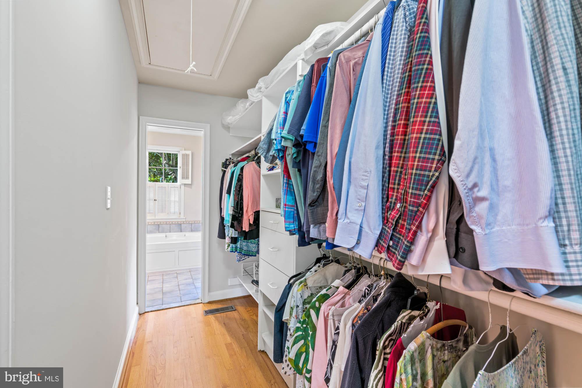 WESTMORELAND HILLS - Residential