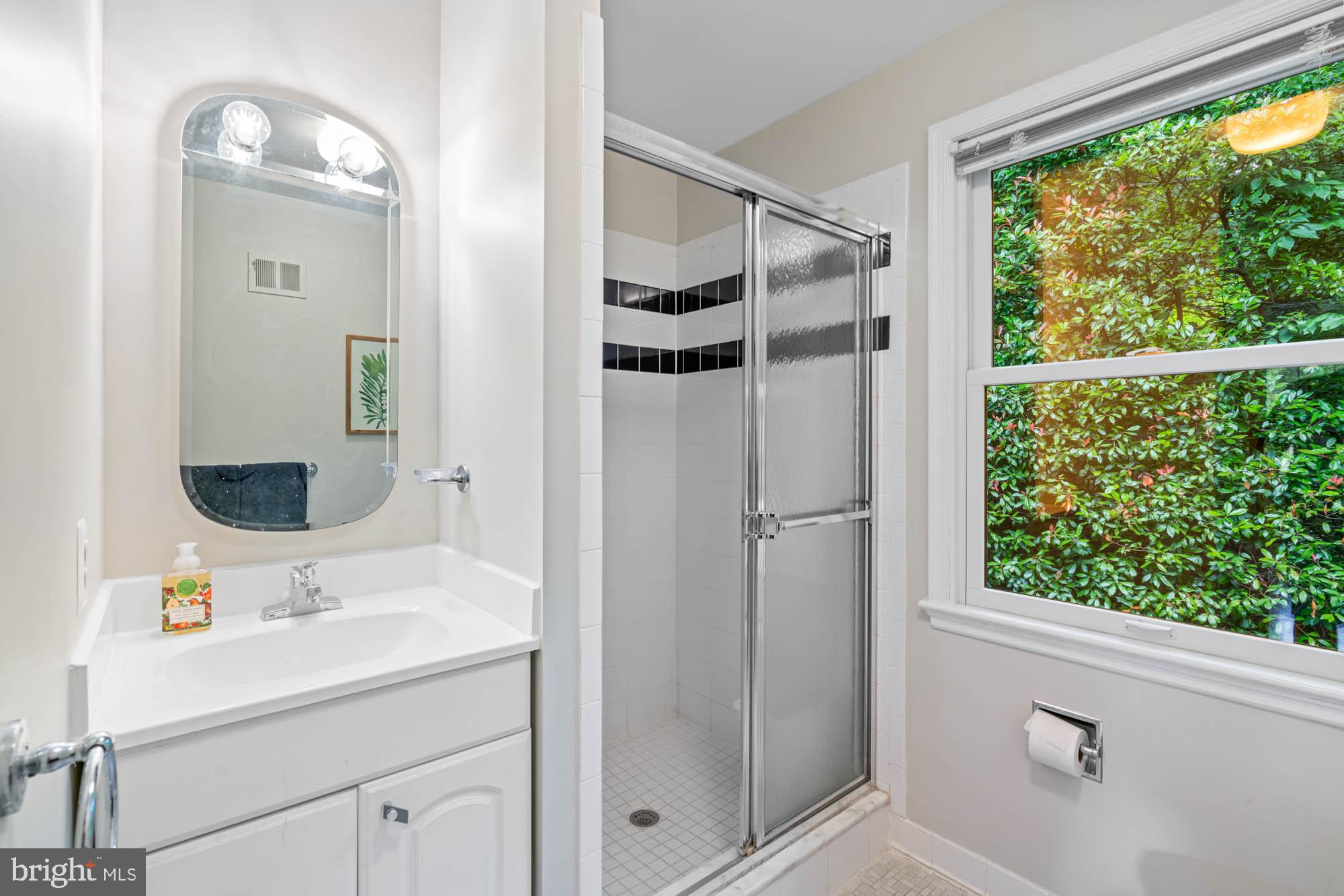 WESTMORELAND HILLS - Residential