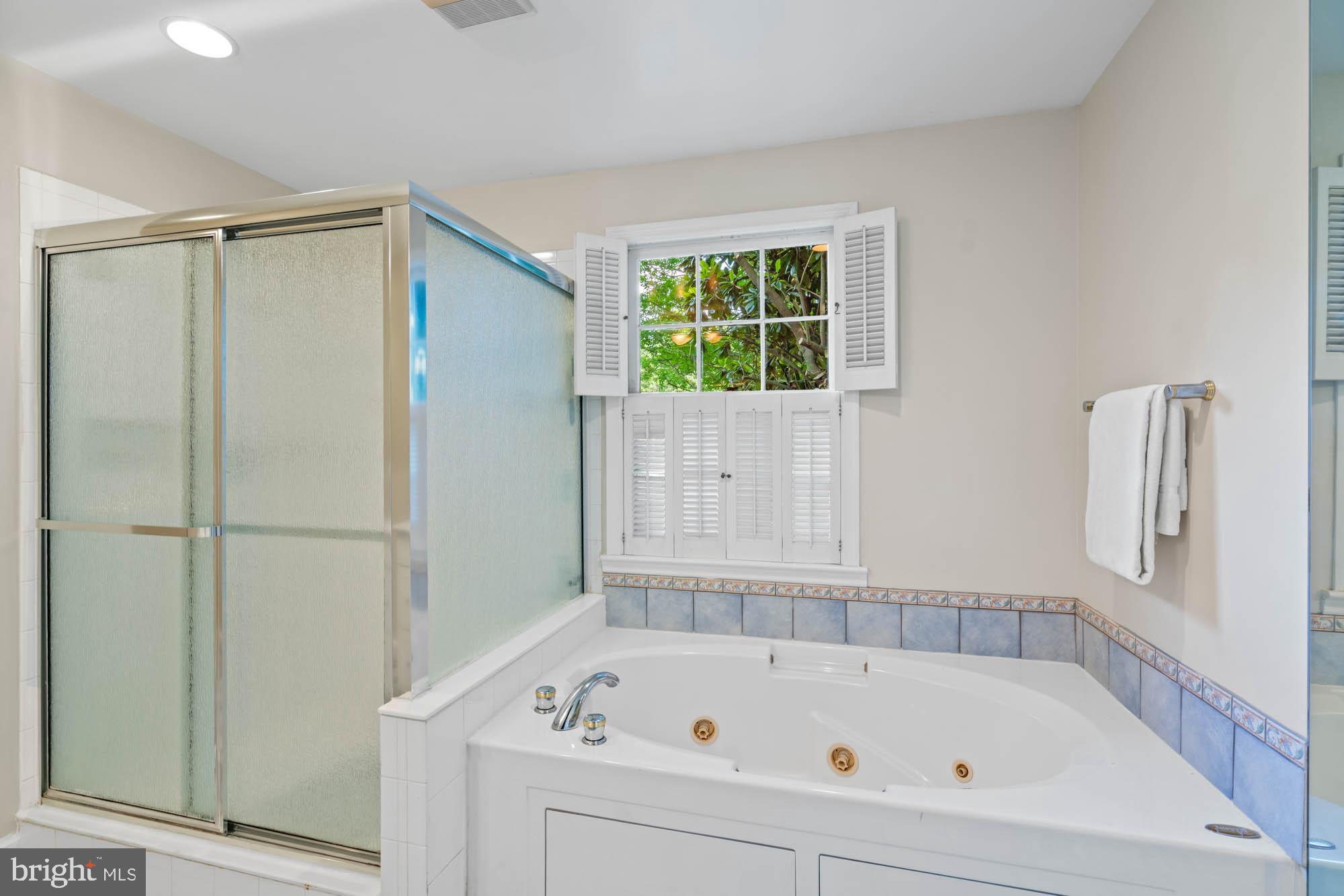 WESTMORELAND HILLS - Residential