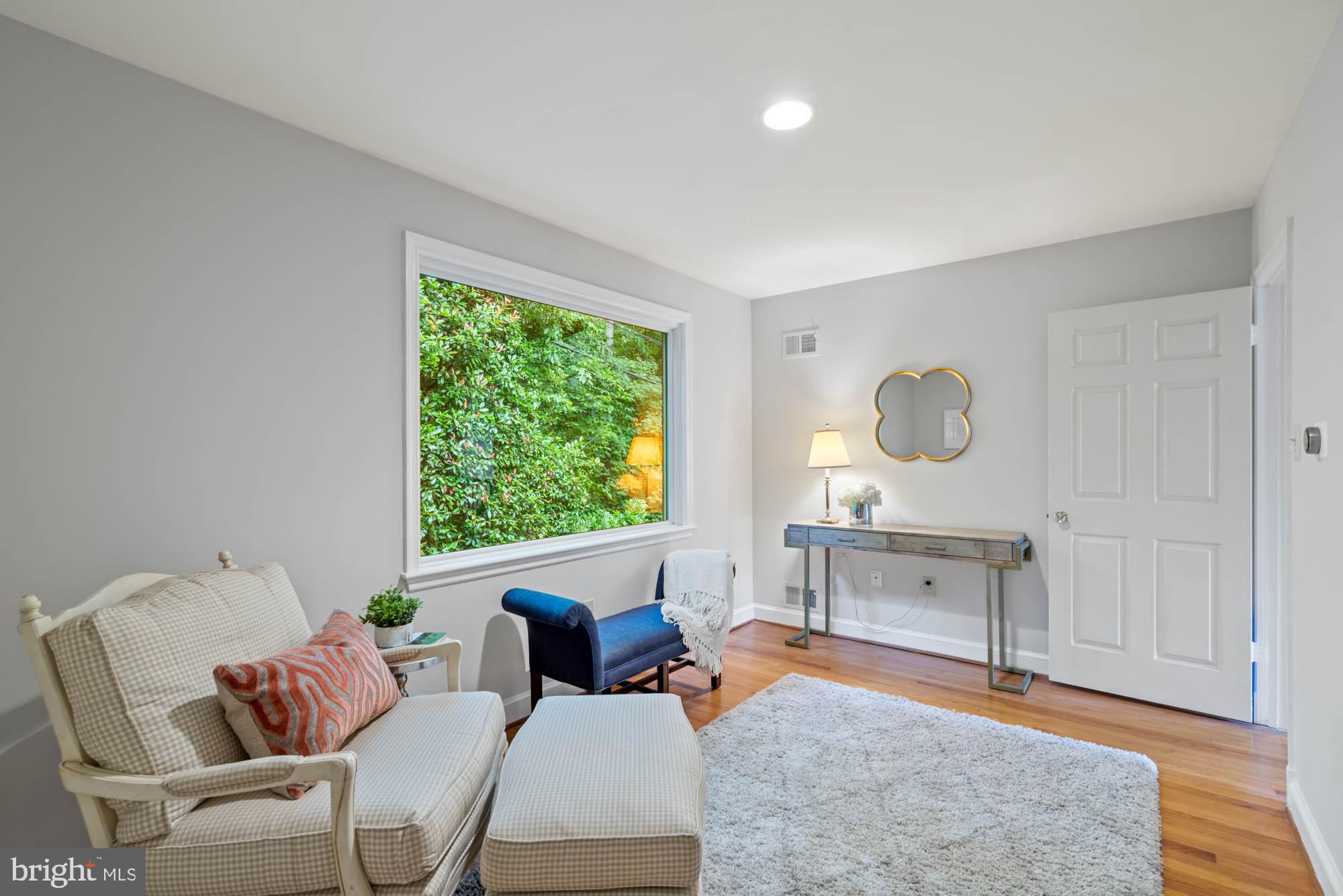 WESTMORELAND HILLS - Residential