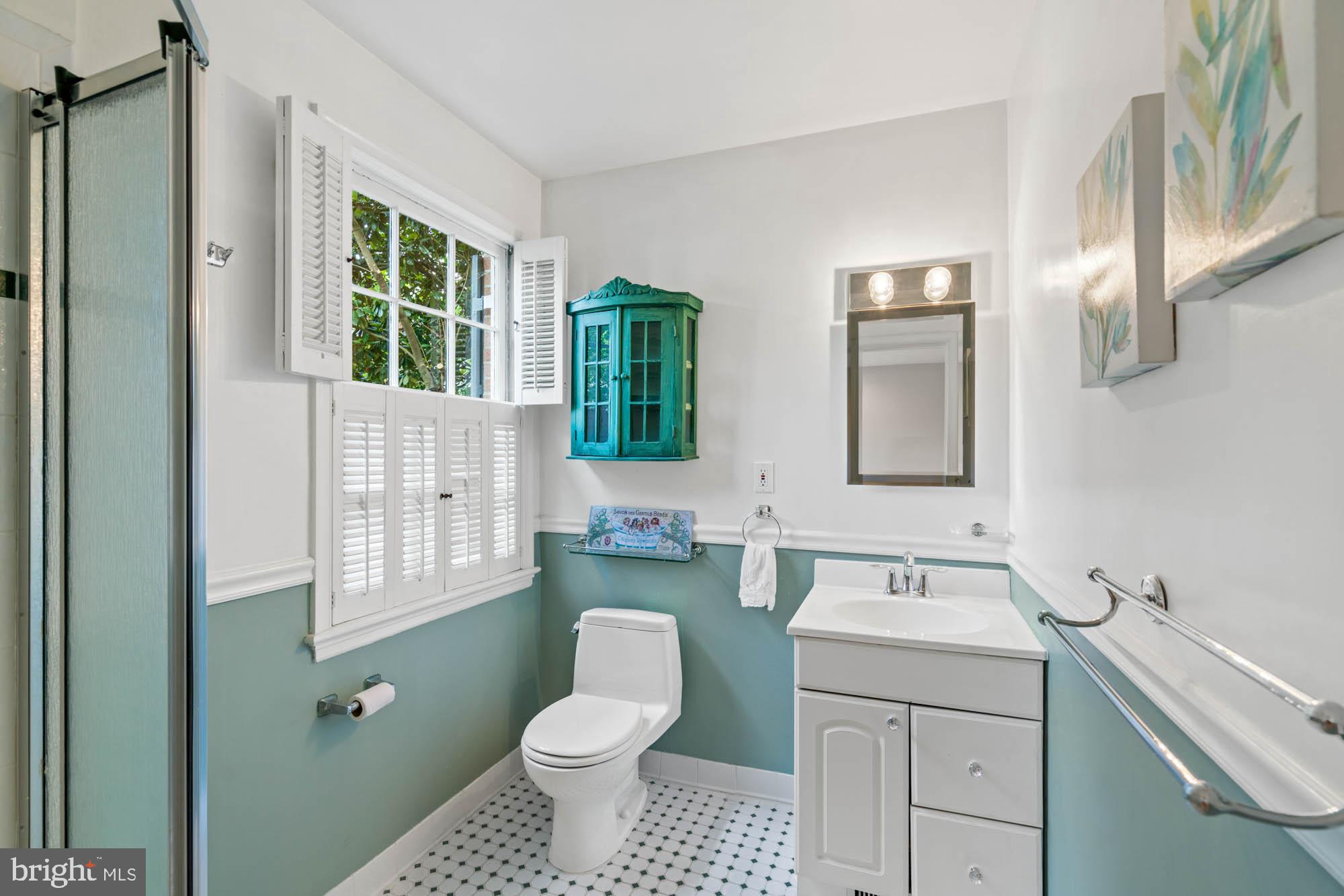 WESTMORELAND HILLS - Residential