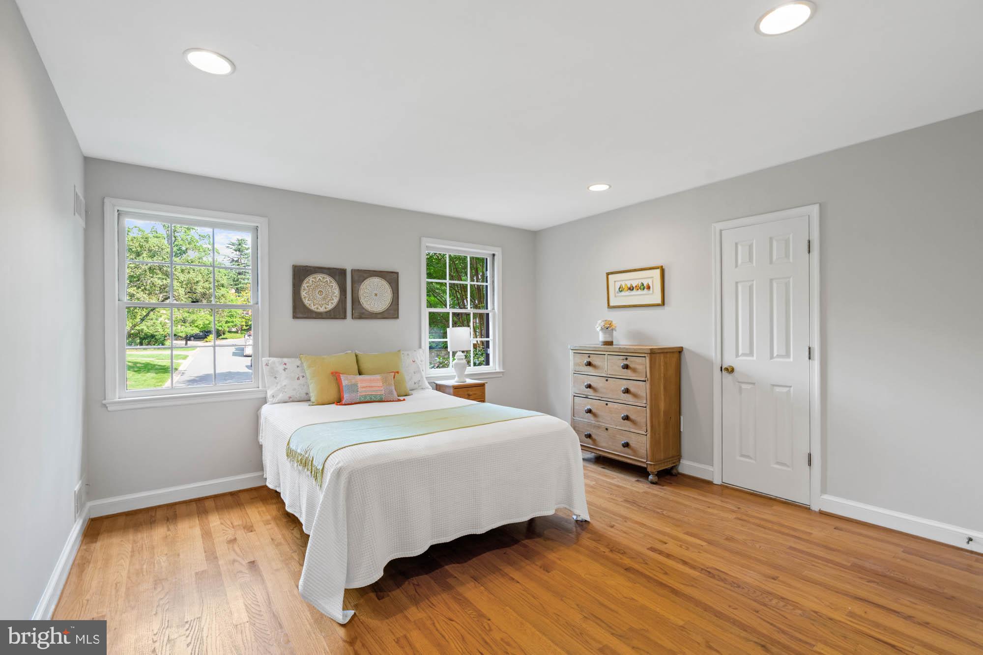 WESTMORELAND HILLS - Residential