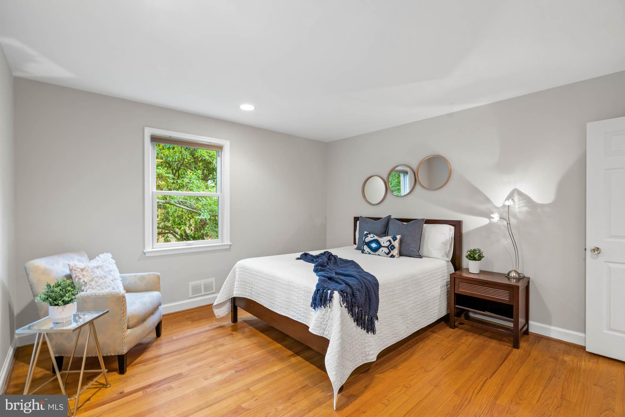 WESTMORELAND HILLS - Residential