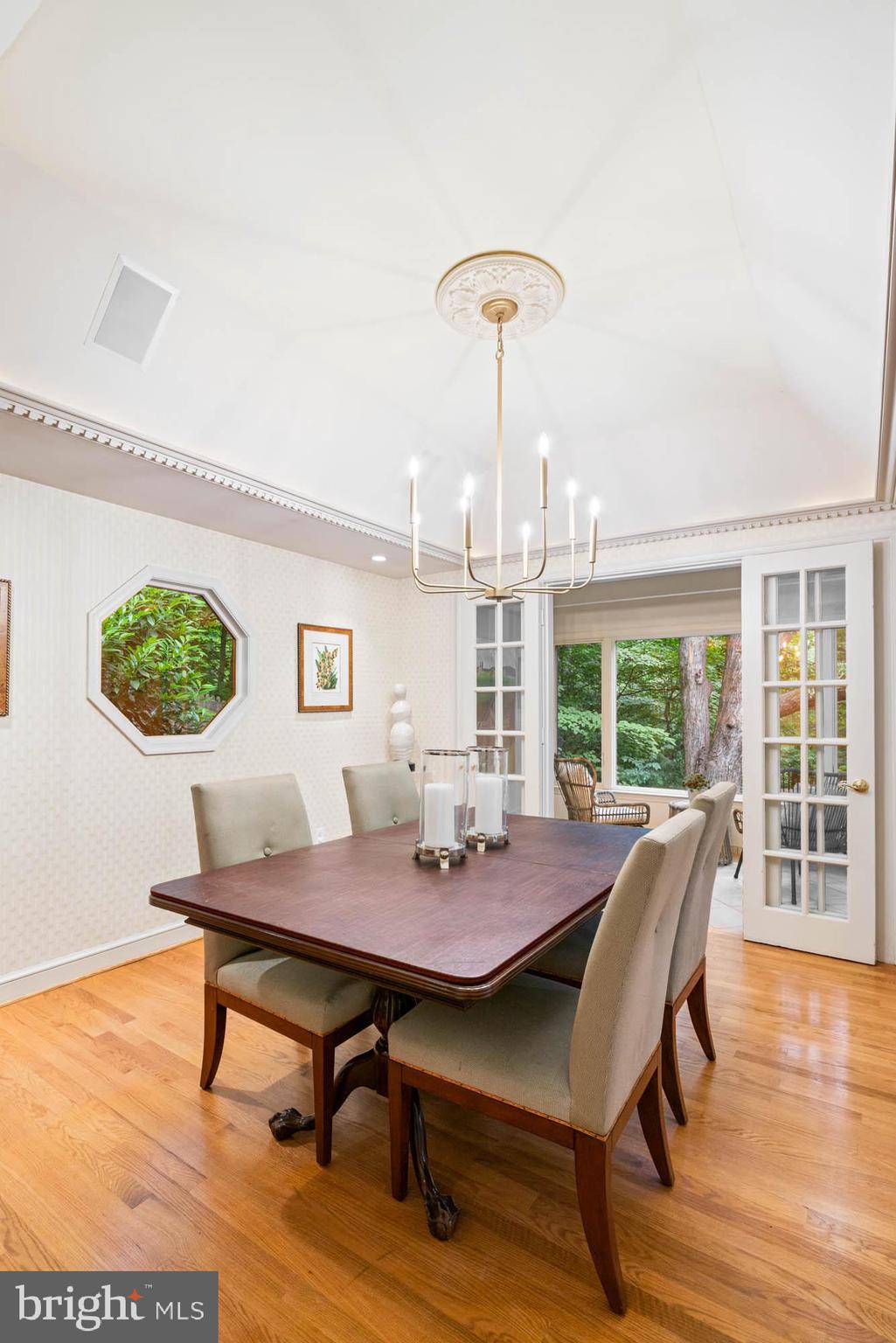 WESTMORELAND HILLS - Residential