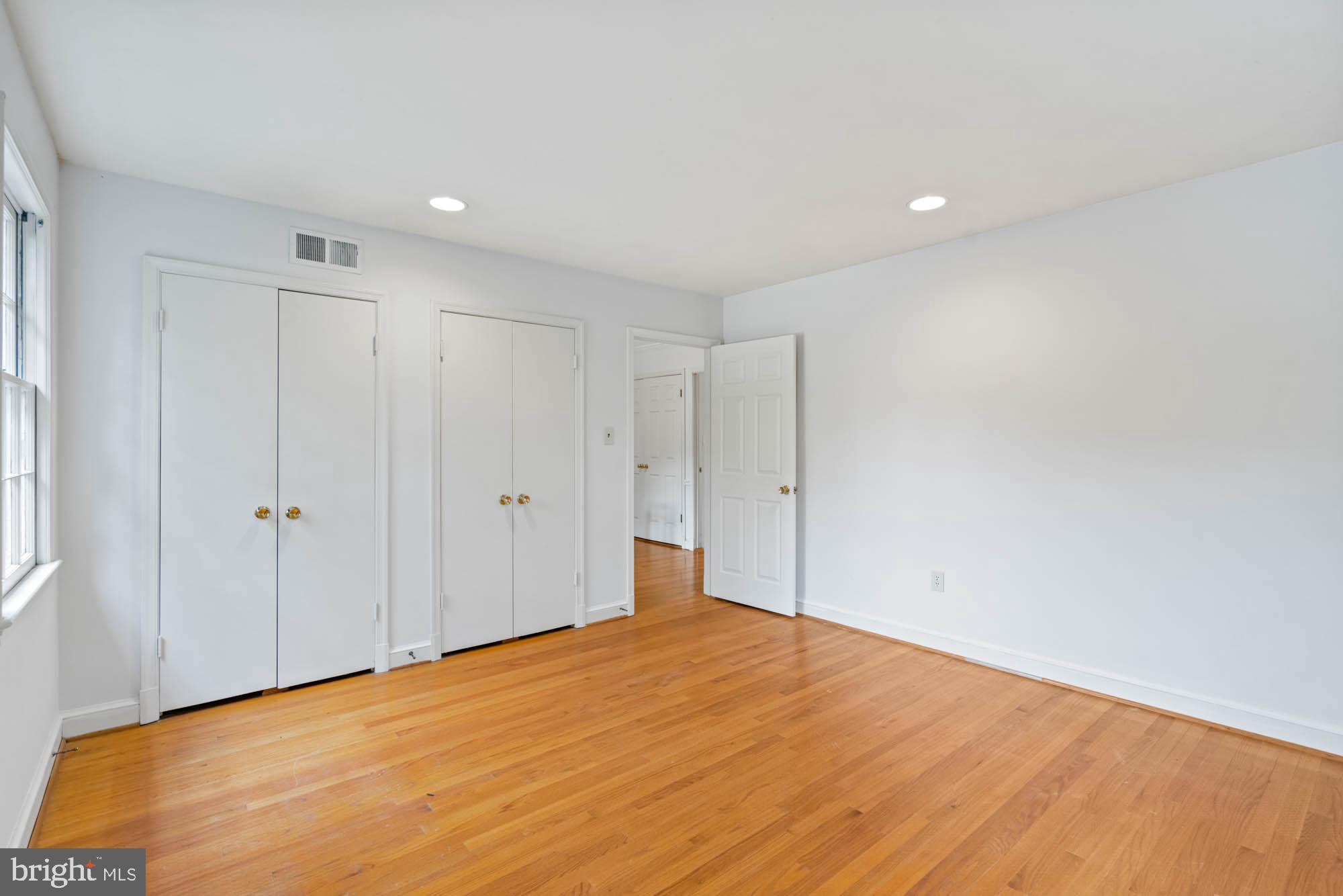 WESTMORELAND HILLS - Residential