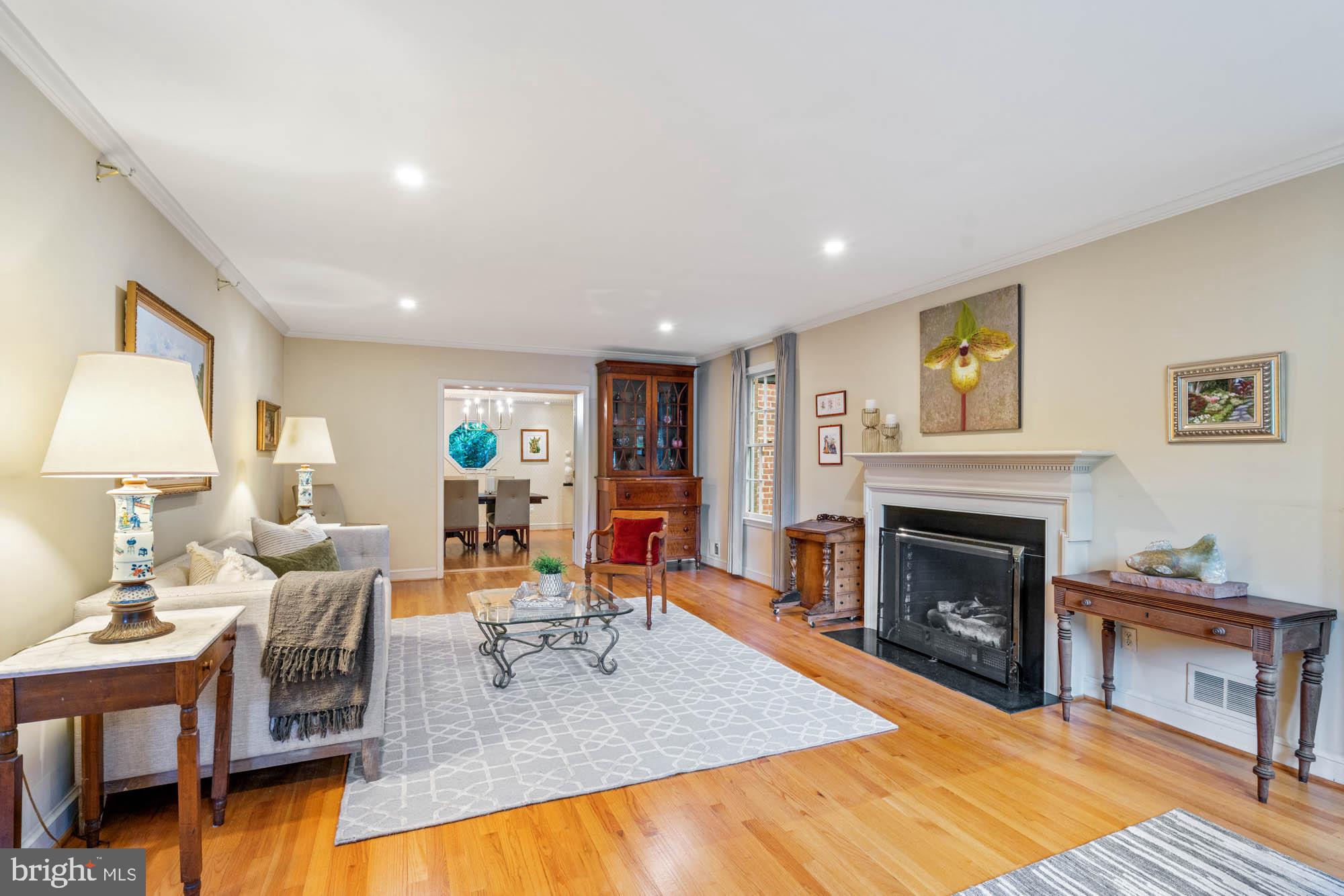 WESTMORELAND HILLS - Residential