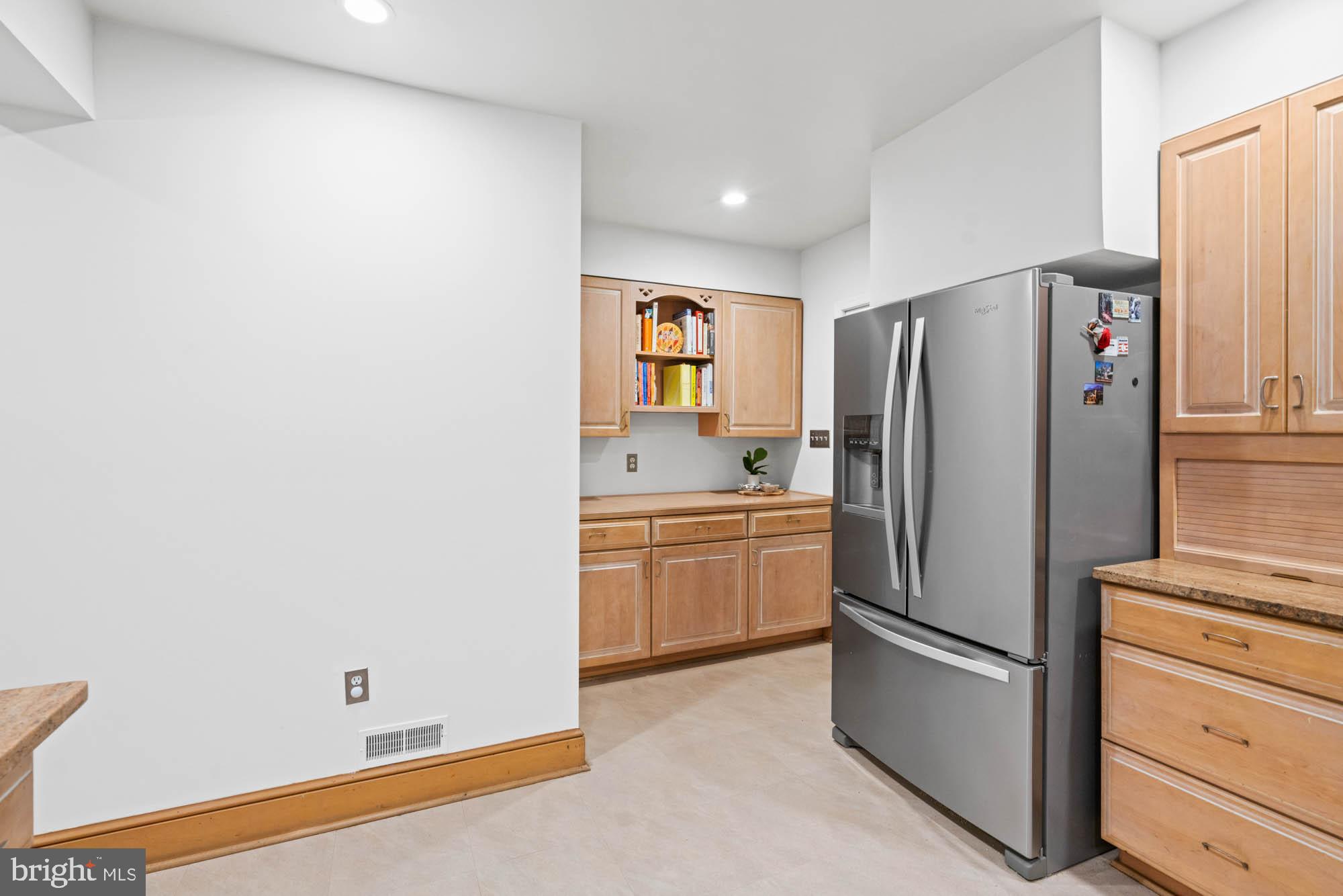 WESTMORELAND HILLS - Residential