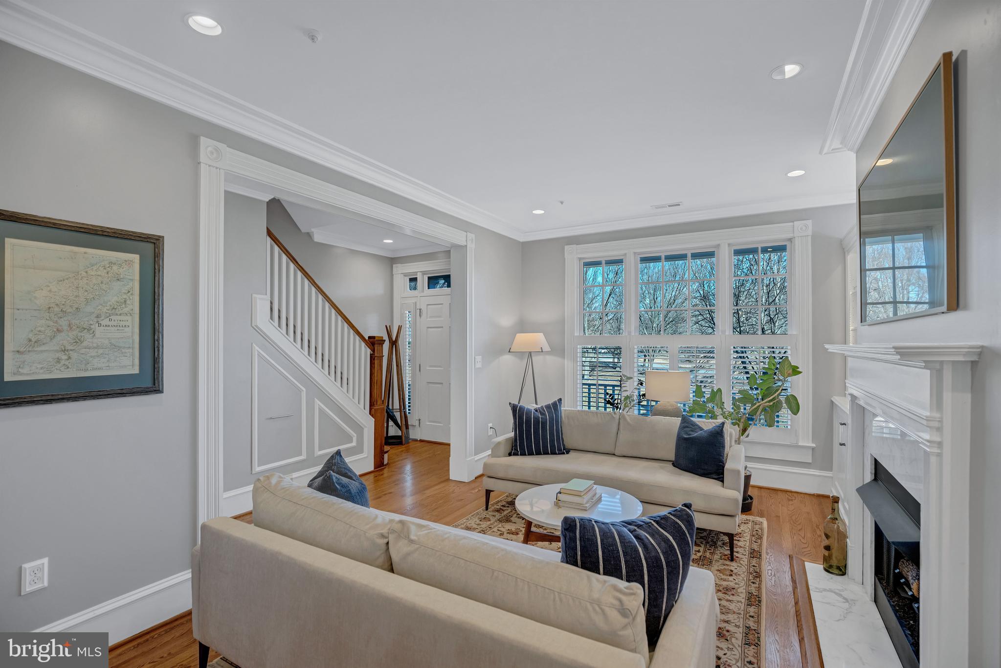 OLD TOWN GATEWAY - Residential