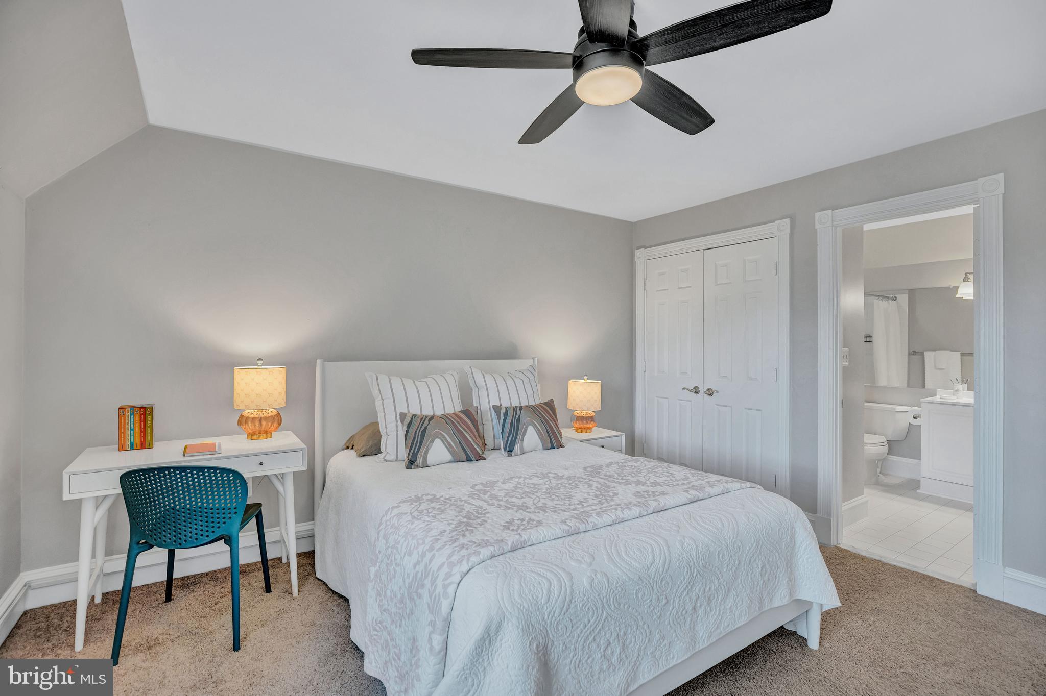 OLD TOWN GATEWAY - Residential