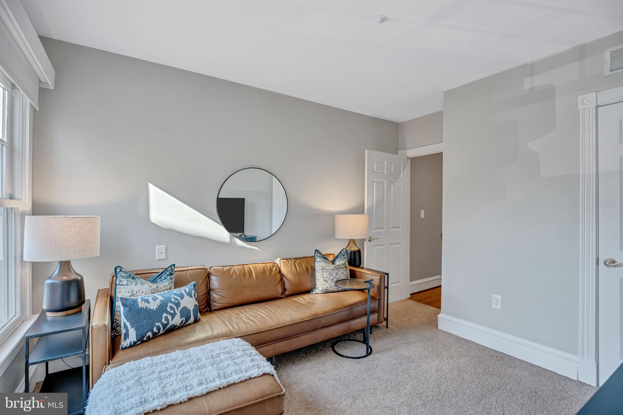 OLD TOWN GATEWAY - Residential