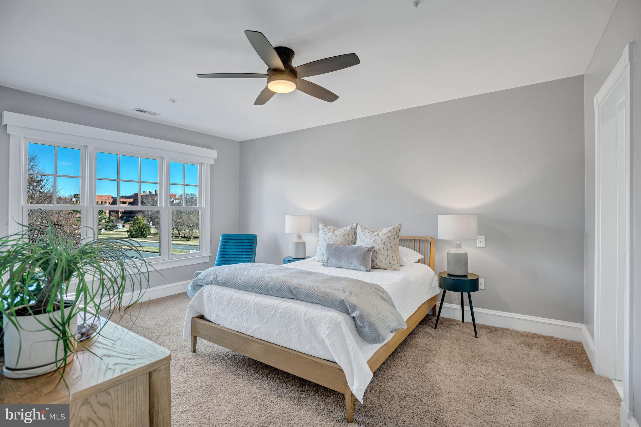 OLD TOWN GATEWAY - Residential