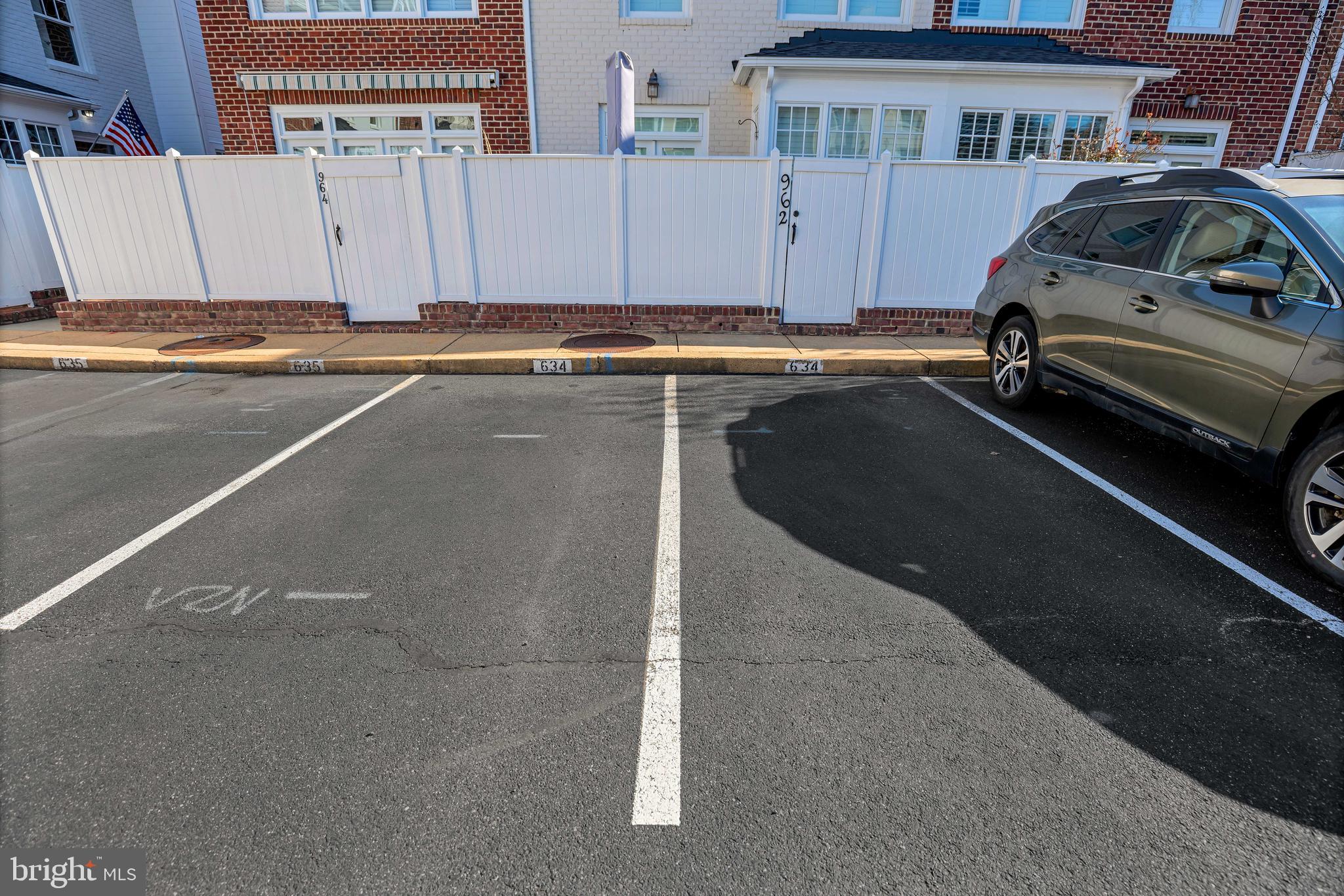 OLD TOWN GATEWAY - Residential