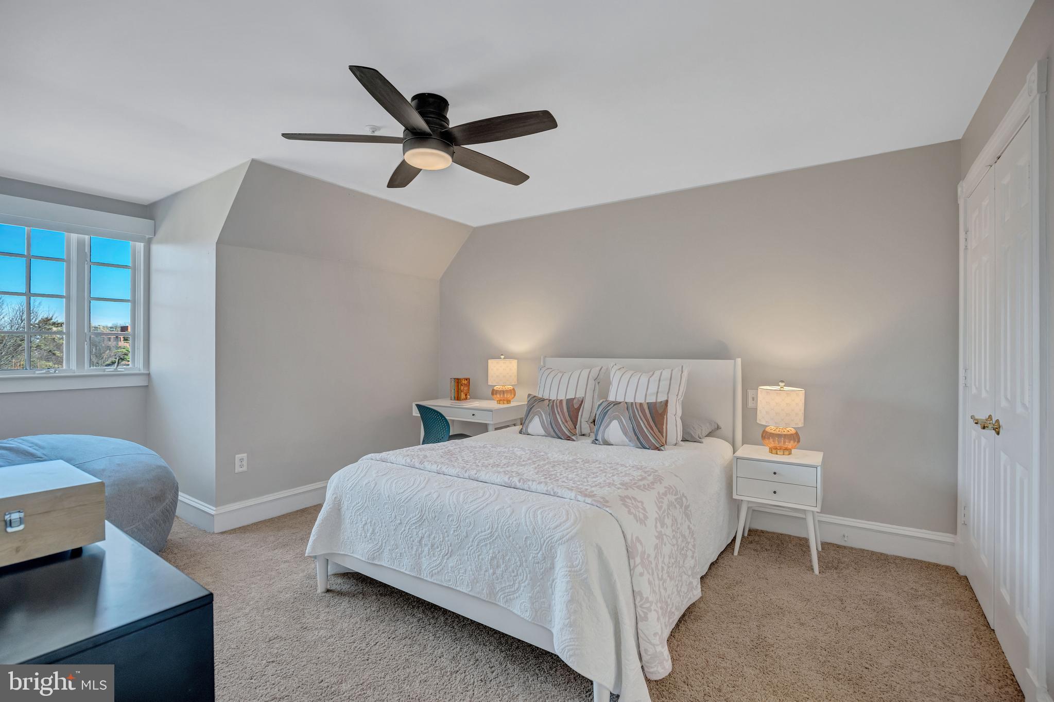 OLD TOWN GATEWAY - Residential