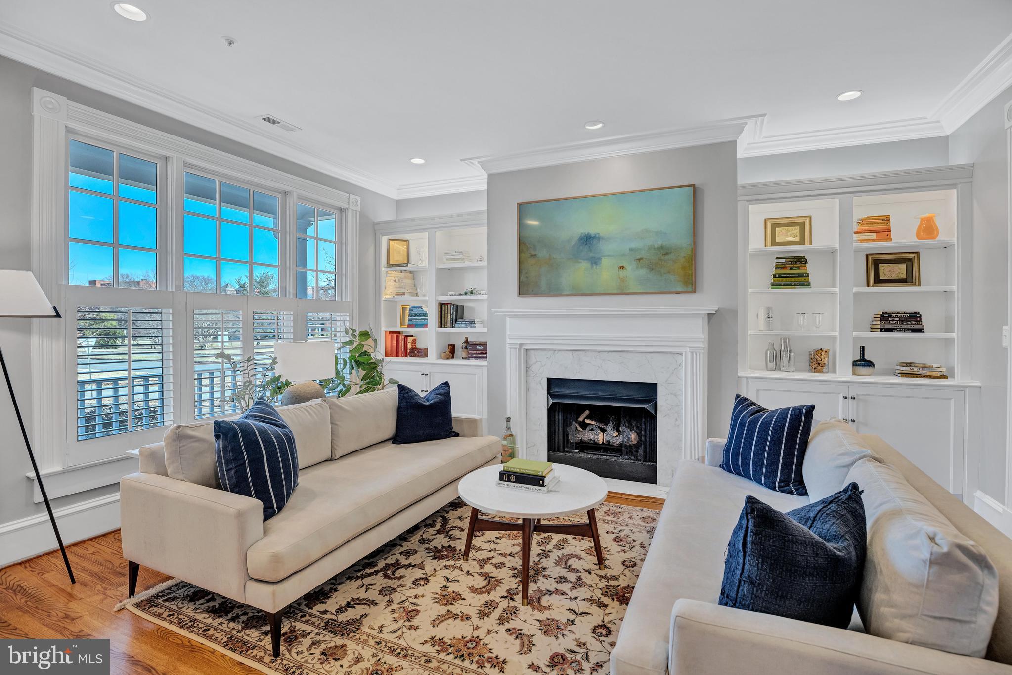 OLD TOWN GATEWAY - Residential