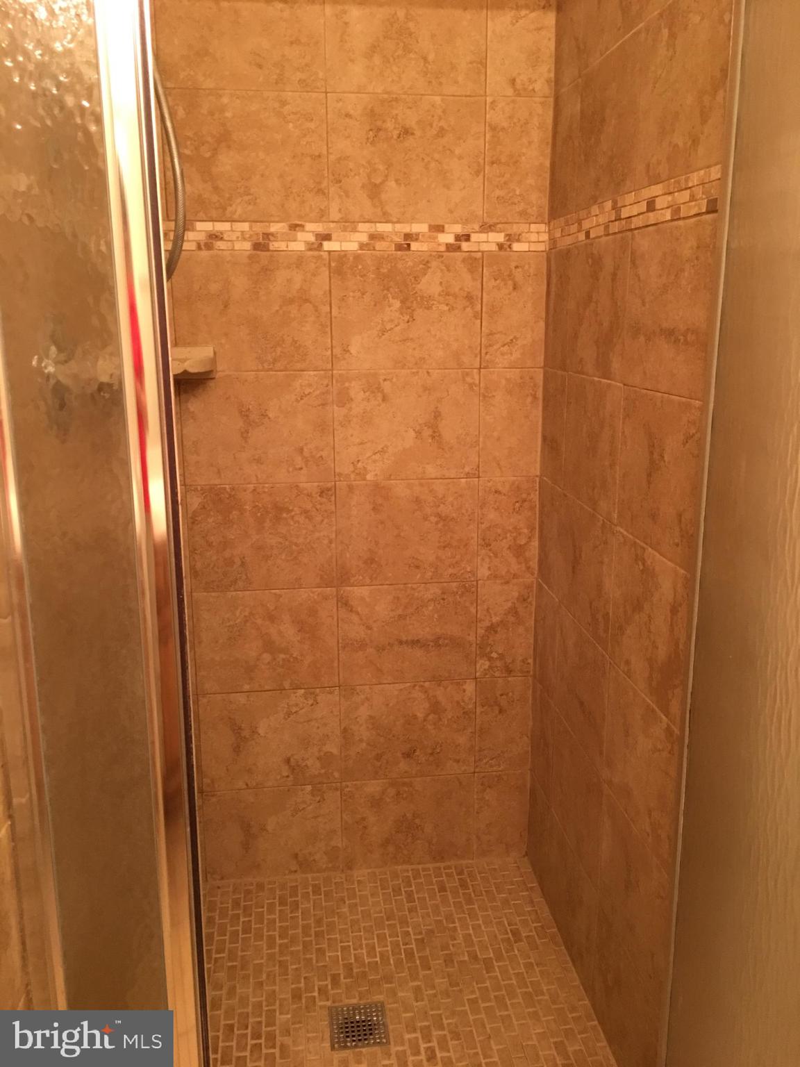 WOODMONT PLACE - Residential Lease