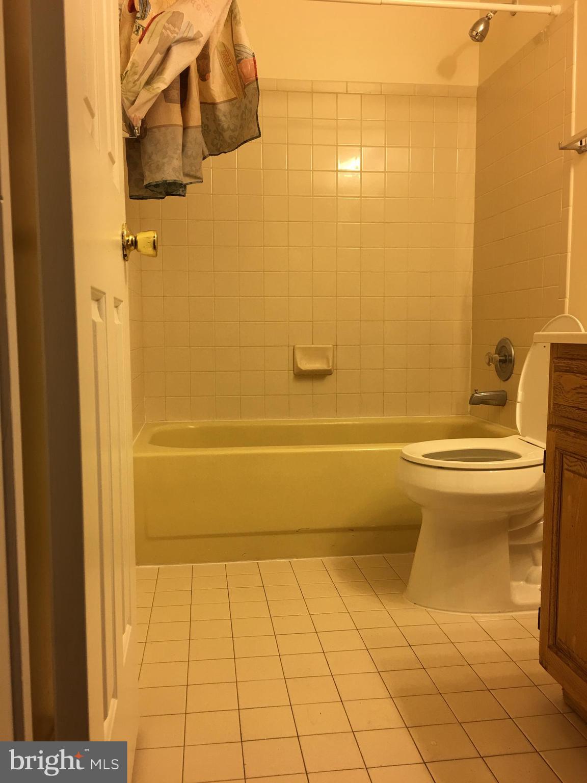 WOODMONT PLACE - Residential Lease