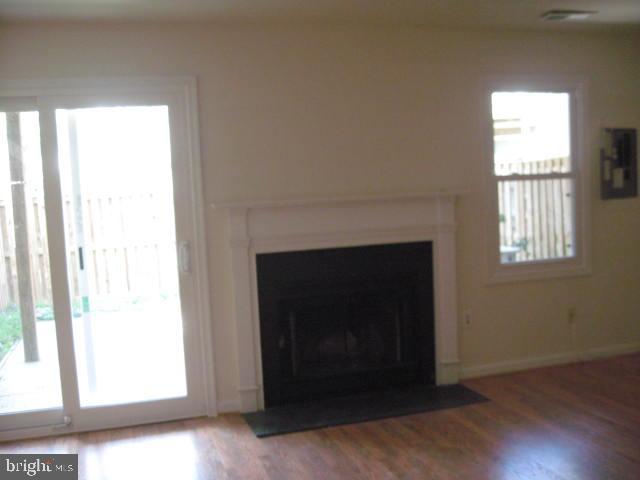 WOODMONT PLACE - Residential Lease