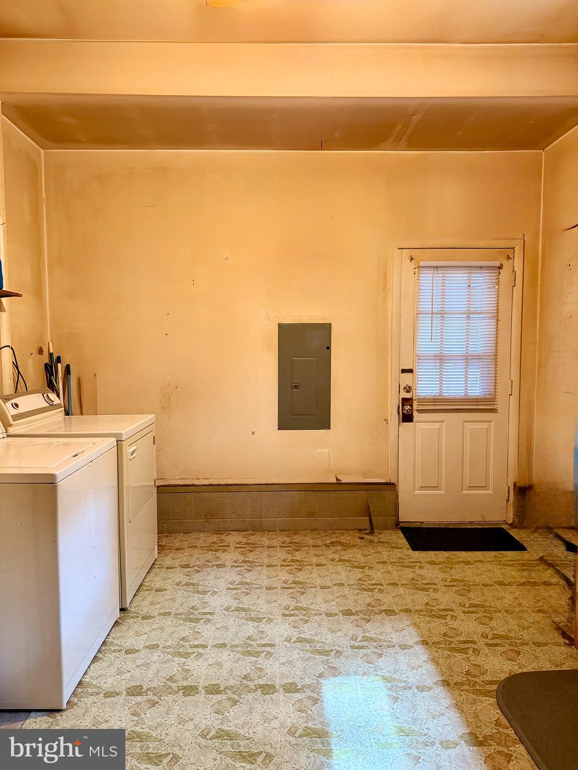 NORTHEAST HOMESITE - Residential