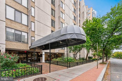 Condo For Sale - 1440 N Street #312<br/> WASHINGTON, DC 20005