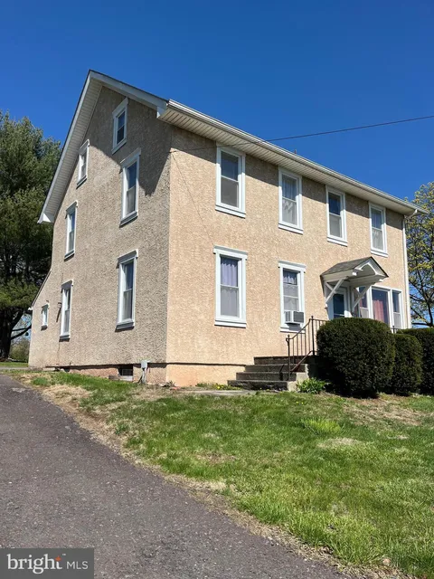 4493 Skippack Pike Unit 2, Schwenksville, PA MLS: PAMC2137806