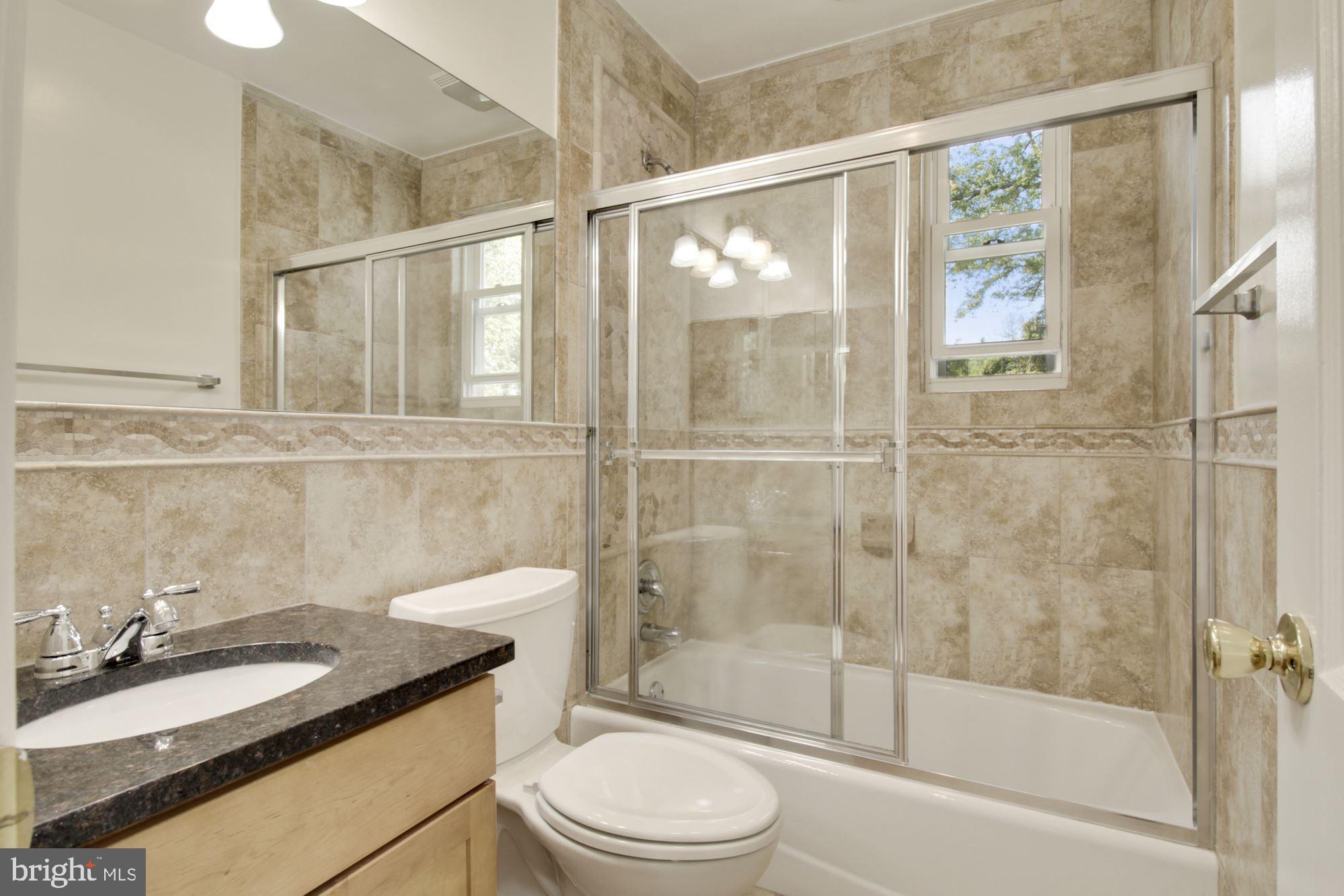 GARRETT PARK ESTATES - Residential Lease