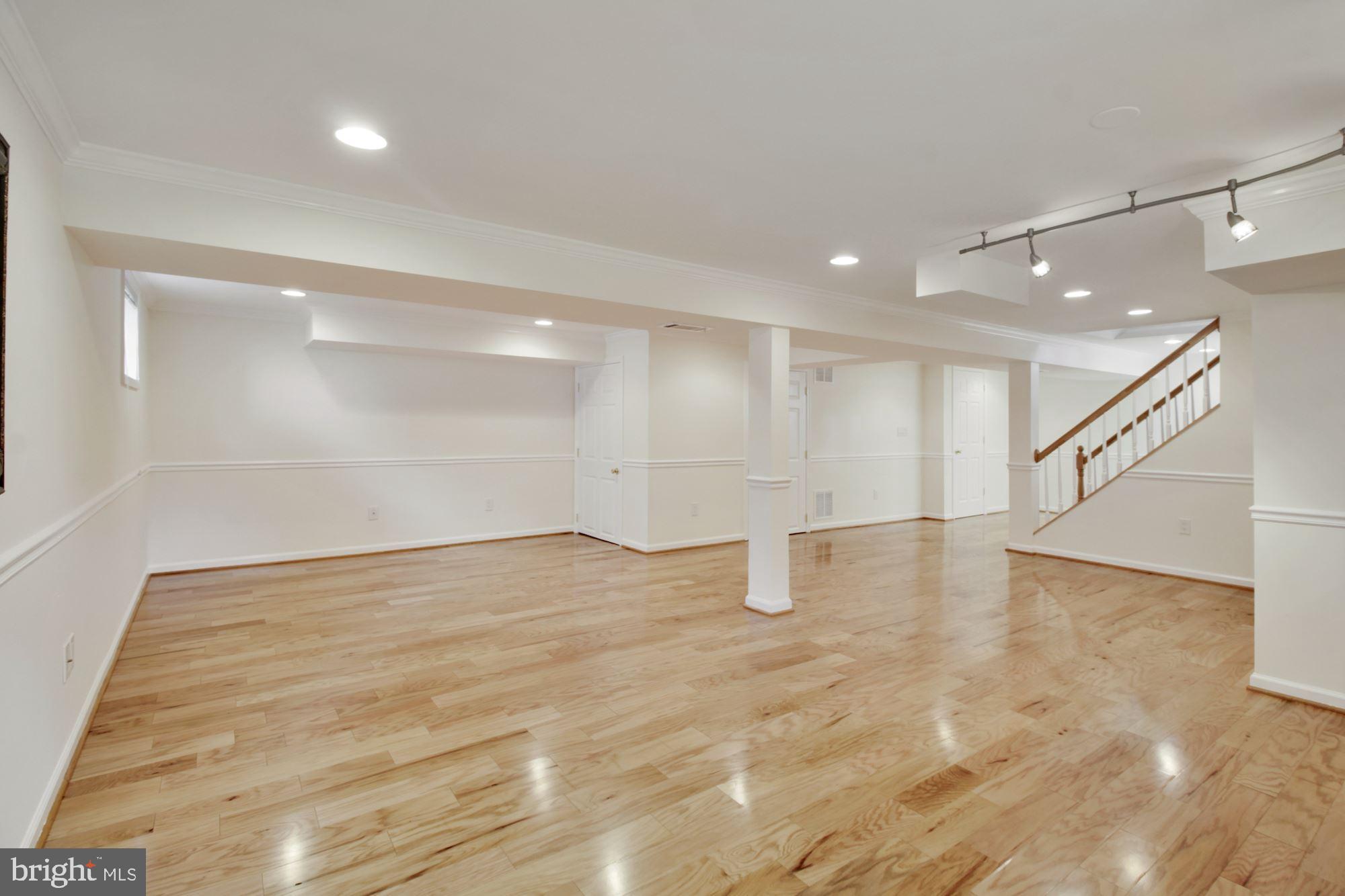 GARRETT PARK ESTATES - Residential Lease