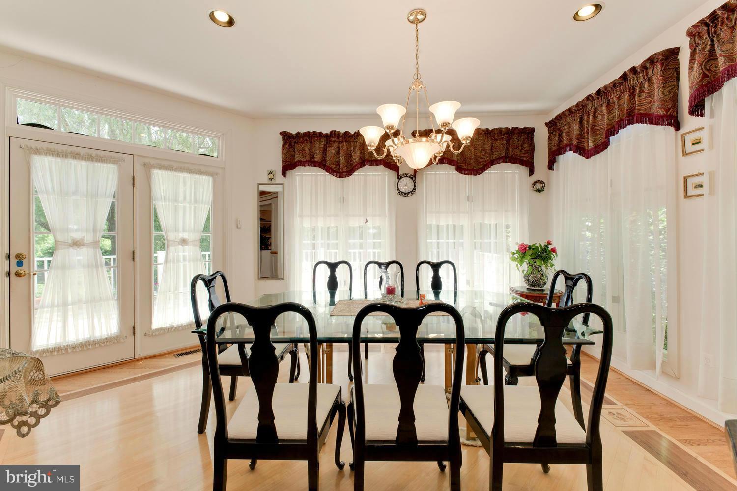 STONEY CREEK ESTATES - Residential