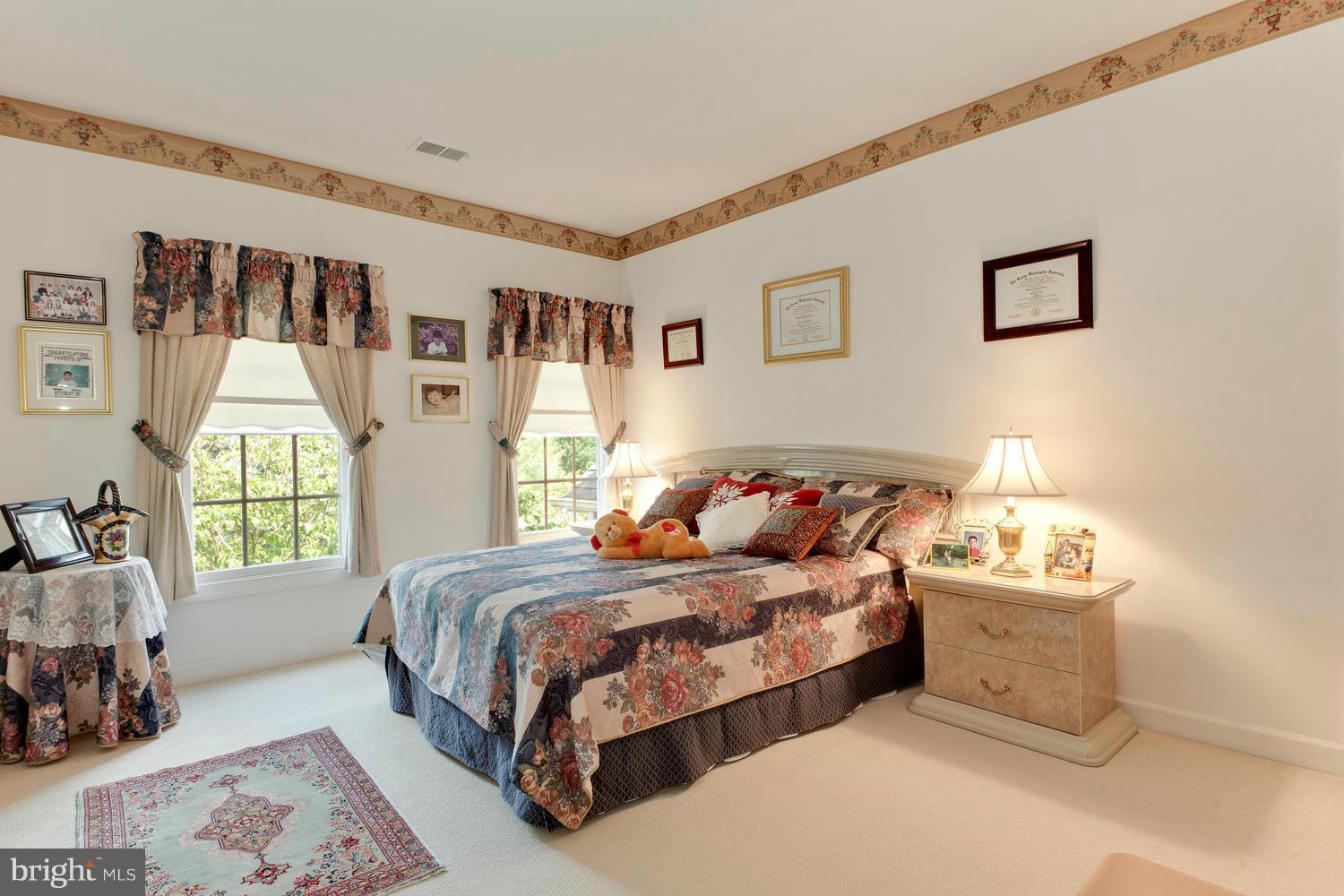 STONEY CREEK ESTATES - Residential