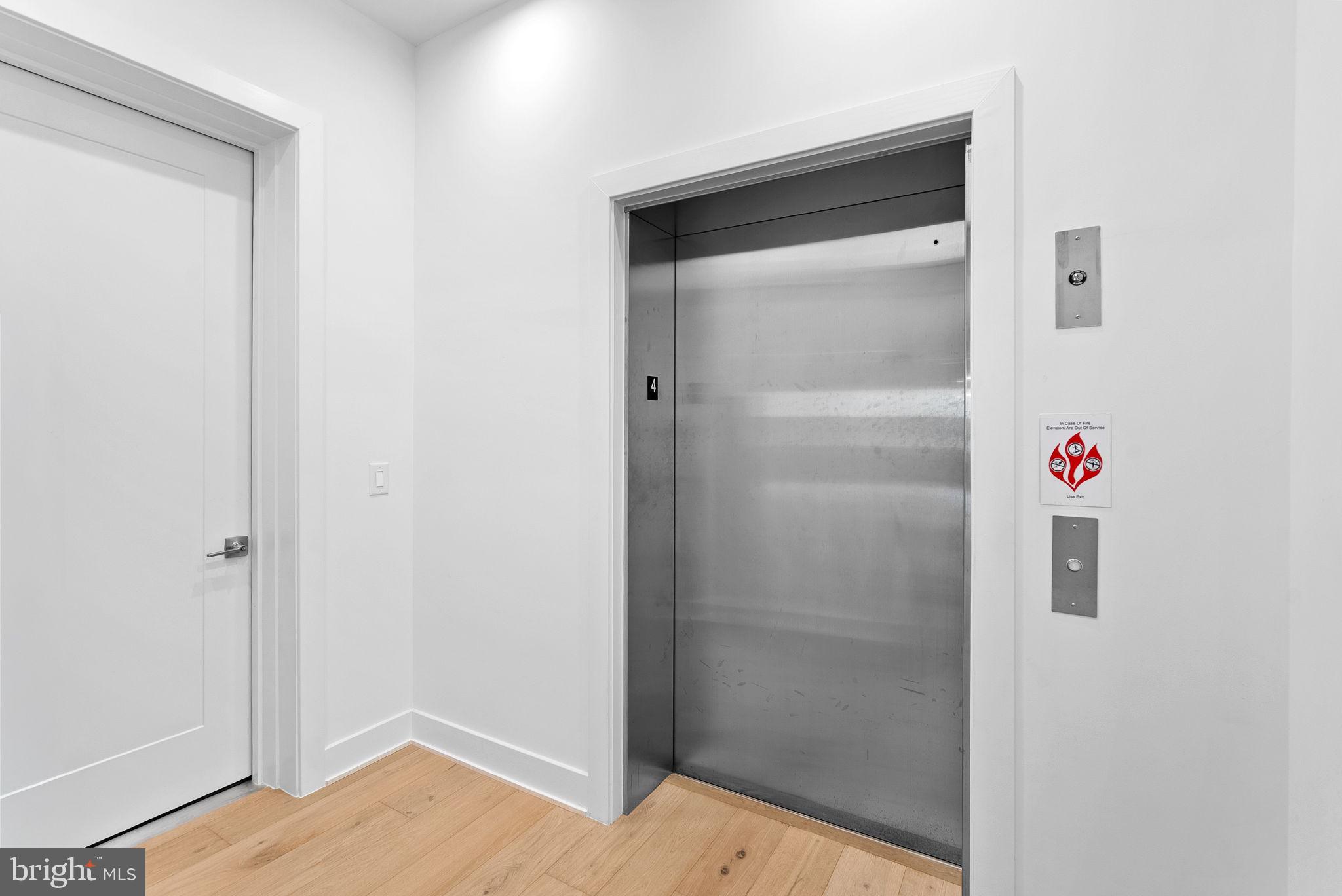 METRO WALK AT MOOREFIELD STATION - Residential