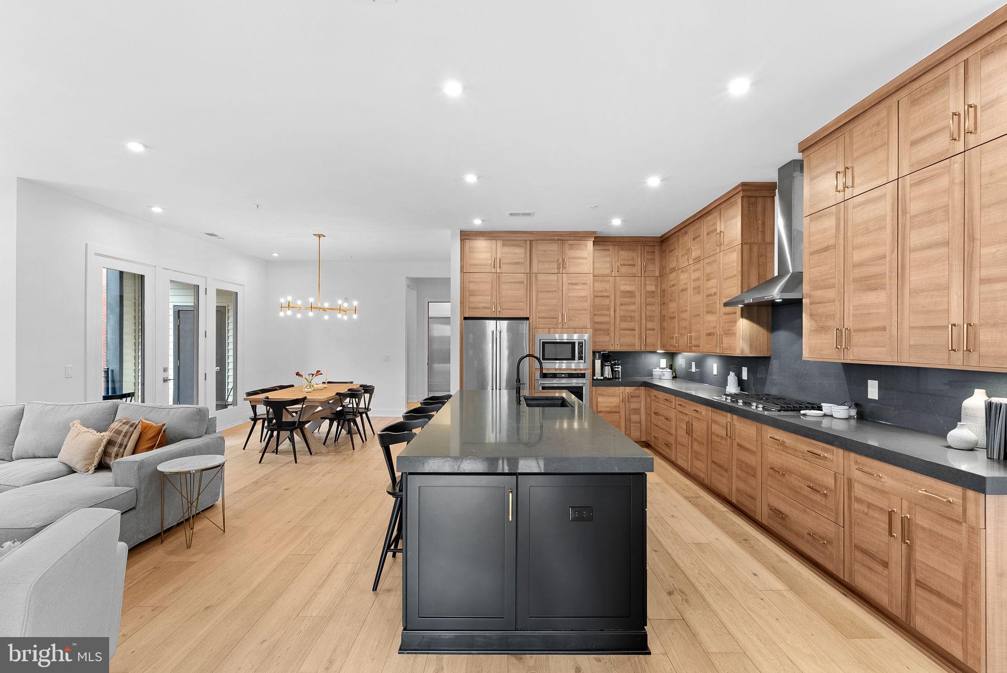 METRO WALK AT MOOREFIELD STATION - Residential