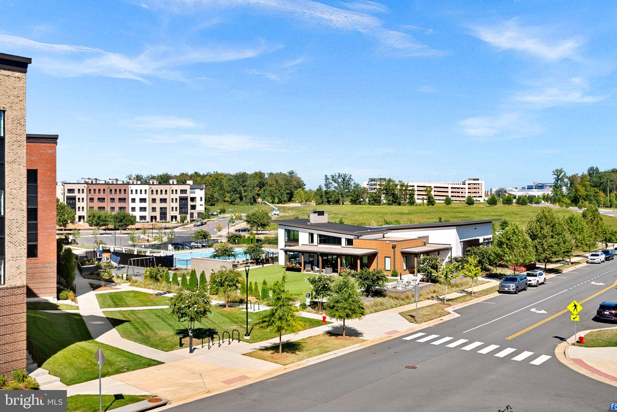 METRO WALK AT MOOREFIELD STATION - Residential