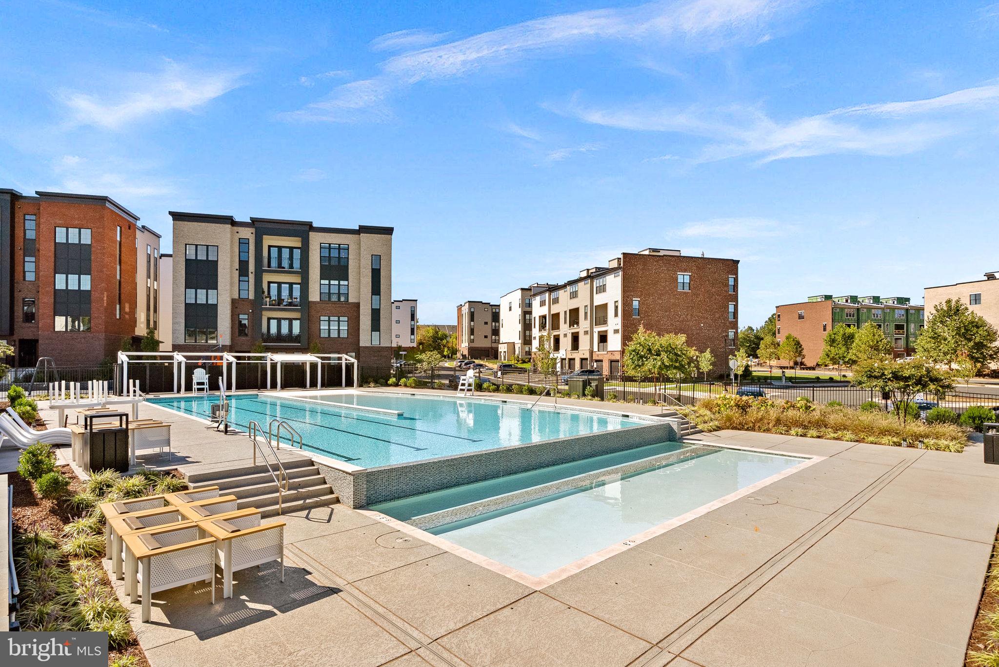 METRO WALK AT MOOREFIELD STATION - Residential