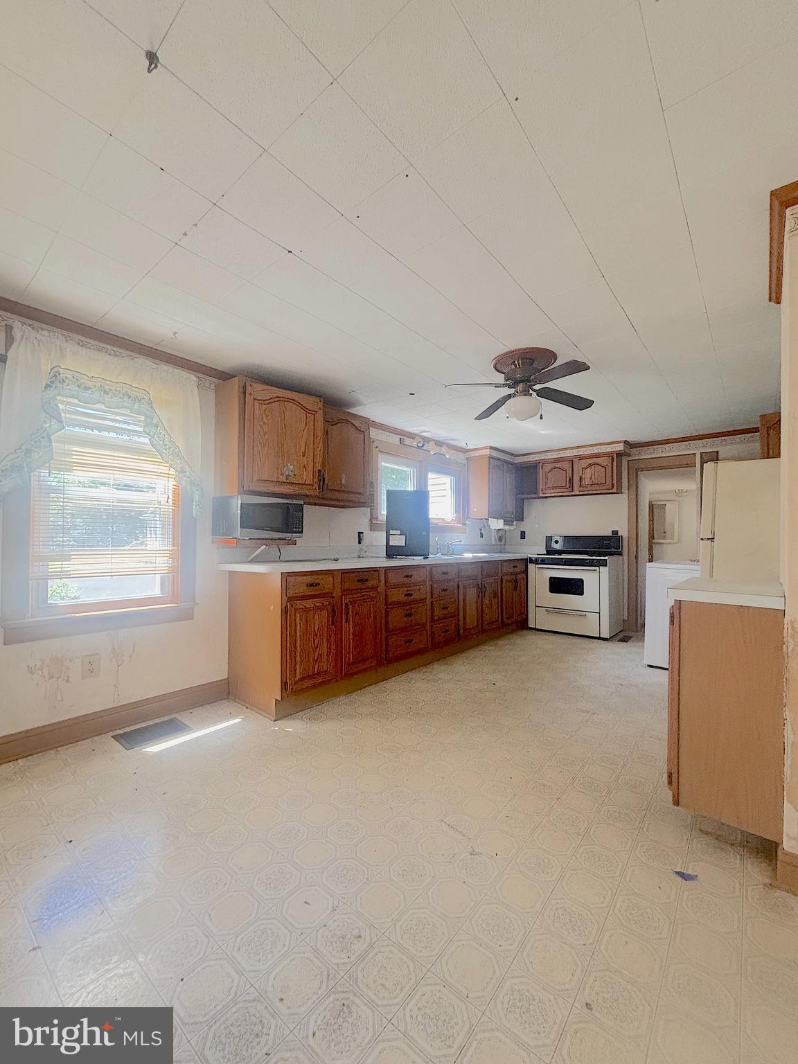 403 CHAIRVILLE ROAD