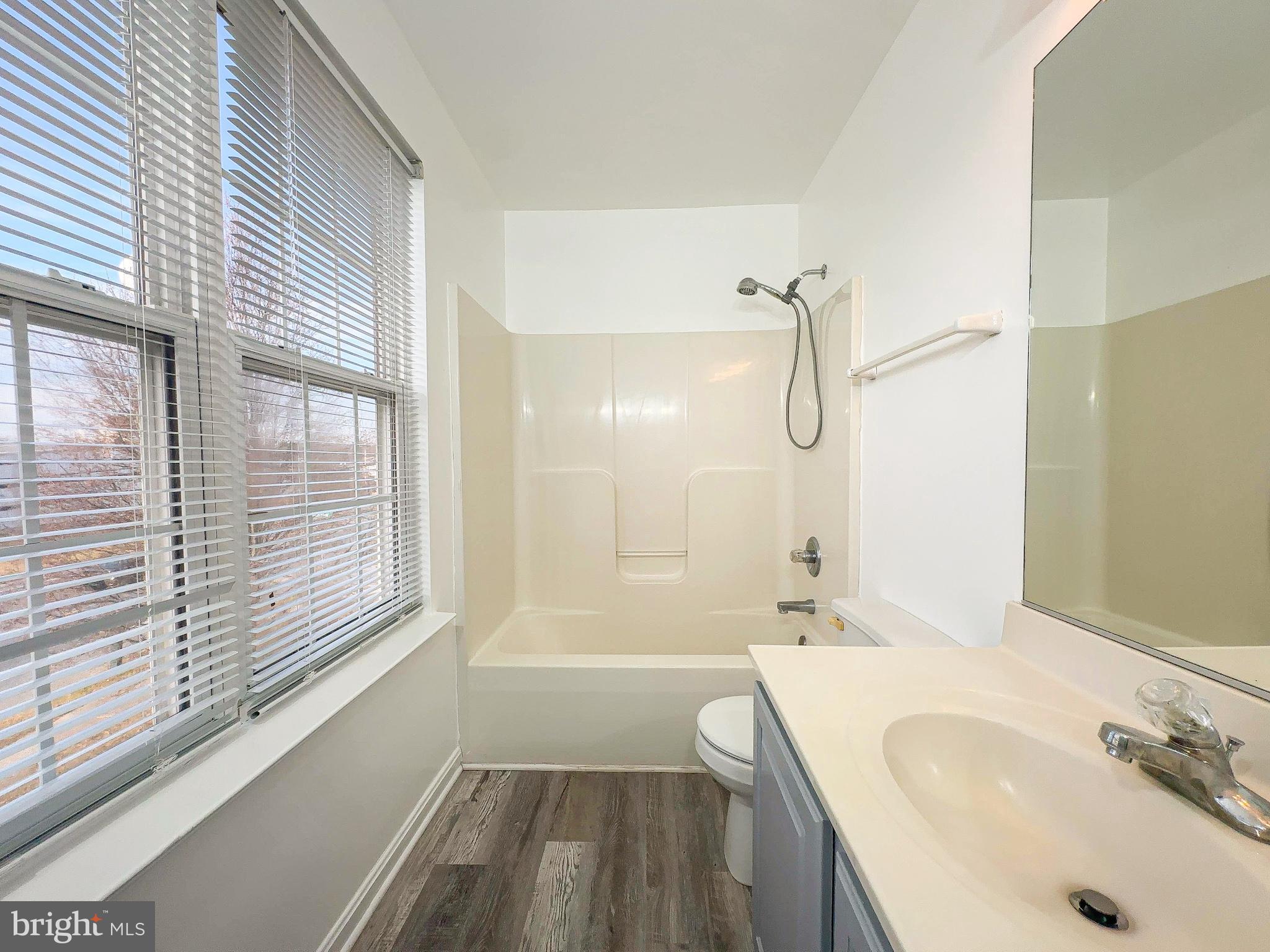 GRANDE VIEW PARK - Residential